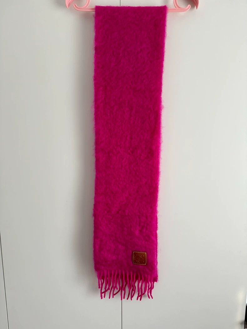 LOEWE Wool and seahorse hair scarves