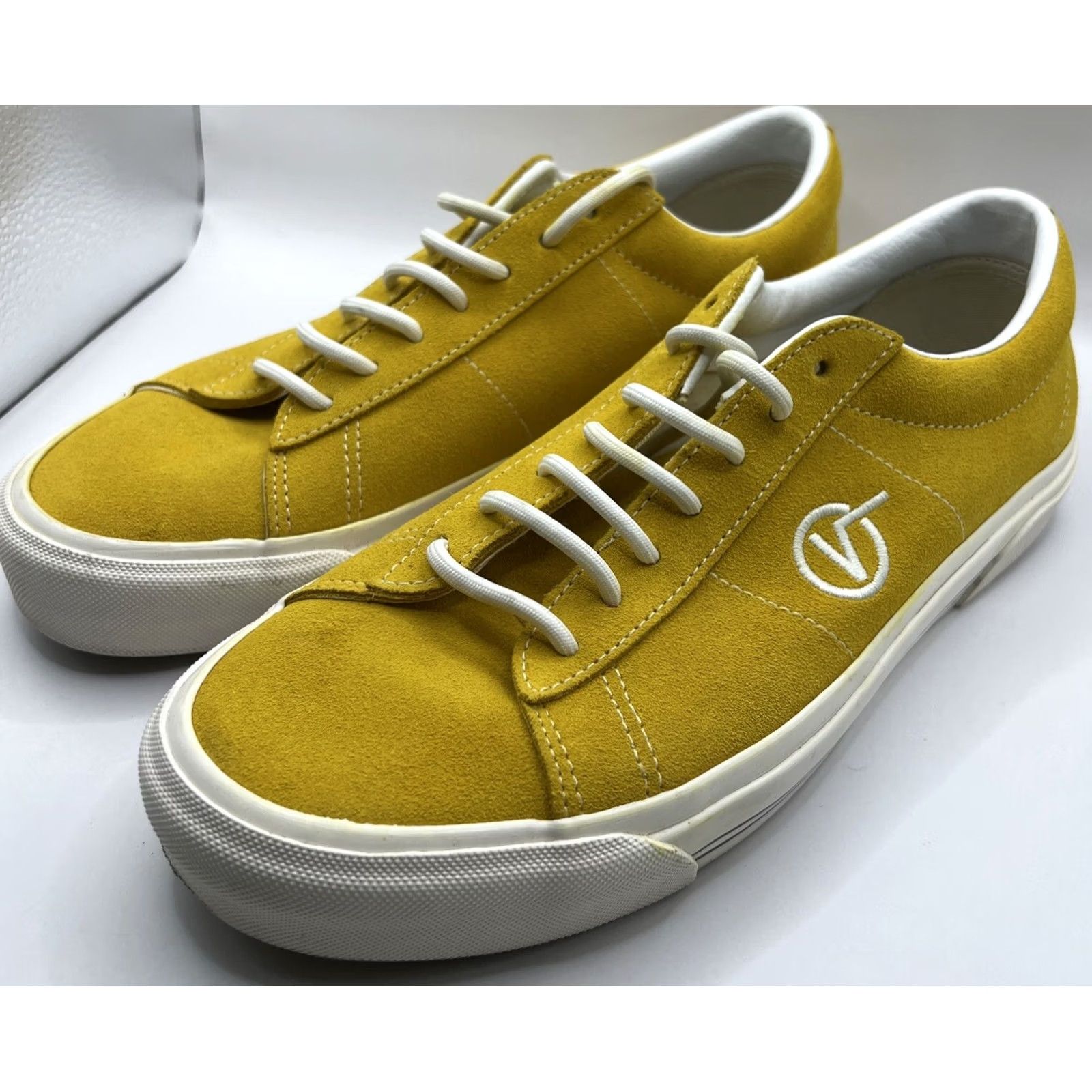 Vans VANS OG Style Sid Anaheim Suede Shoes Flying V Yellow Low Top Men 9 Women 10.5 Size L / US 10 / IT 46 - 2 Thumbnail