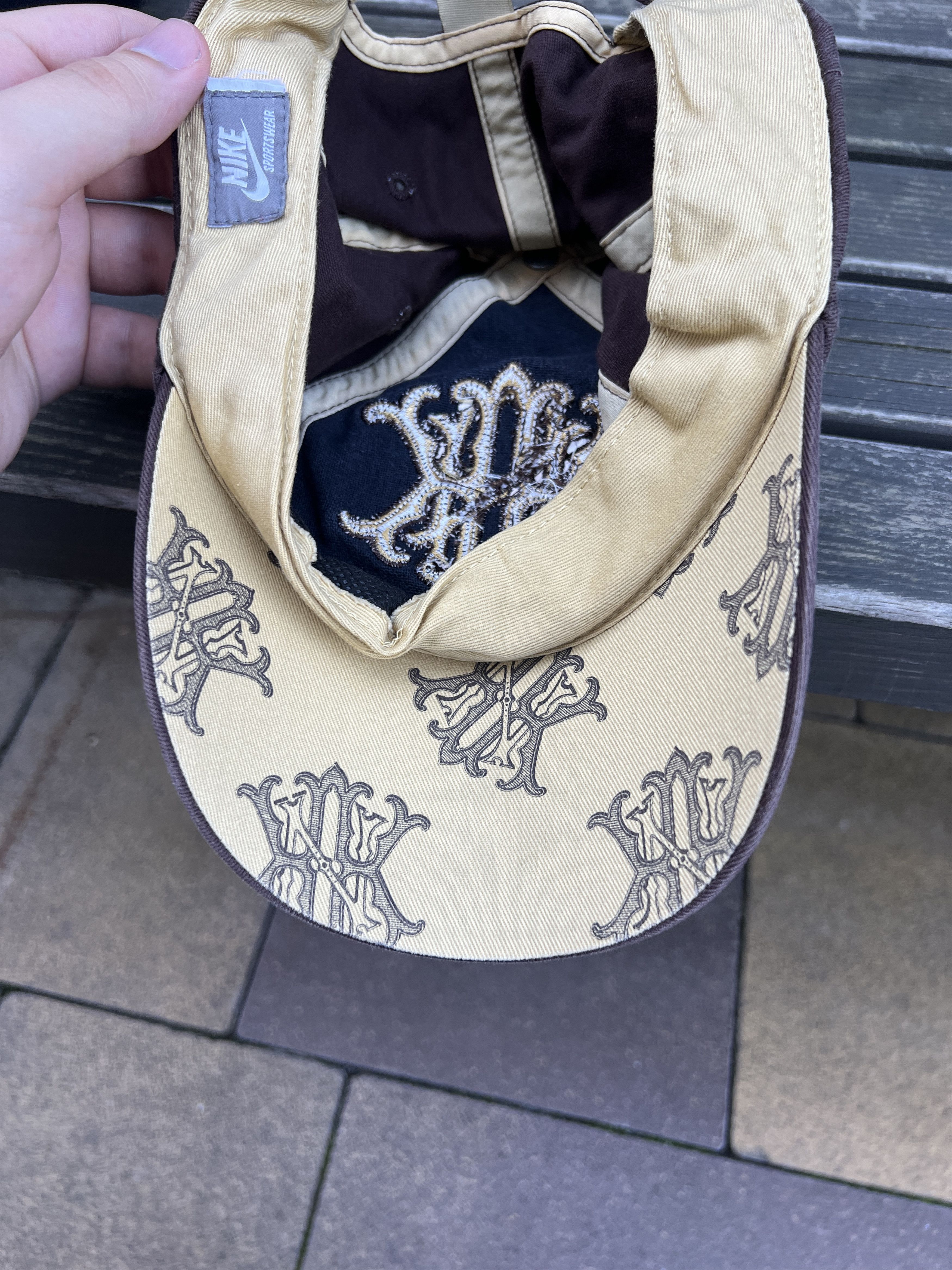Nike Nike Sportswear Vintage Brown Faded Cap Size ONE SIZE - 7 Thumbnail
