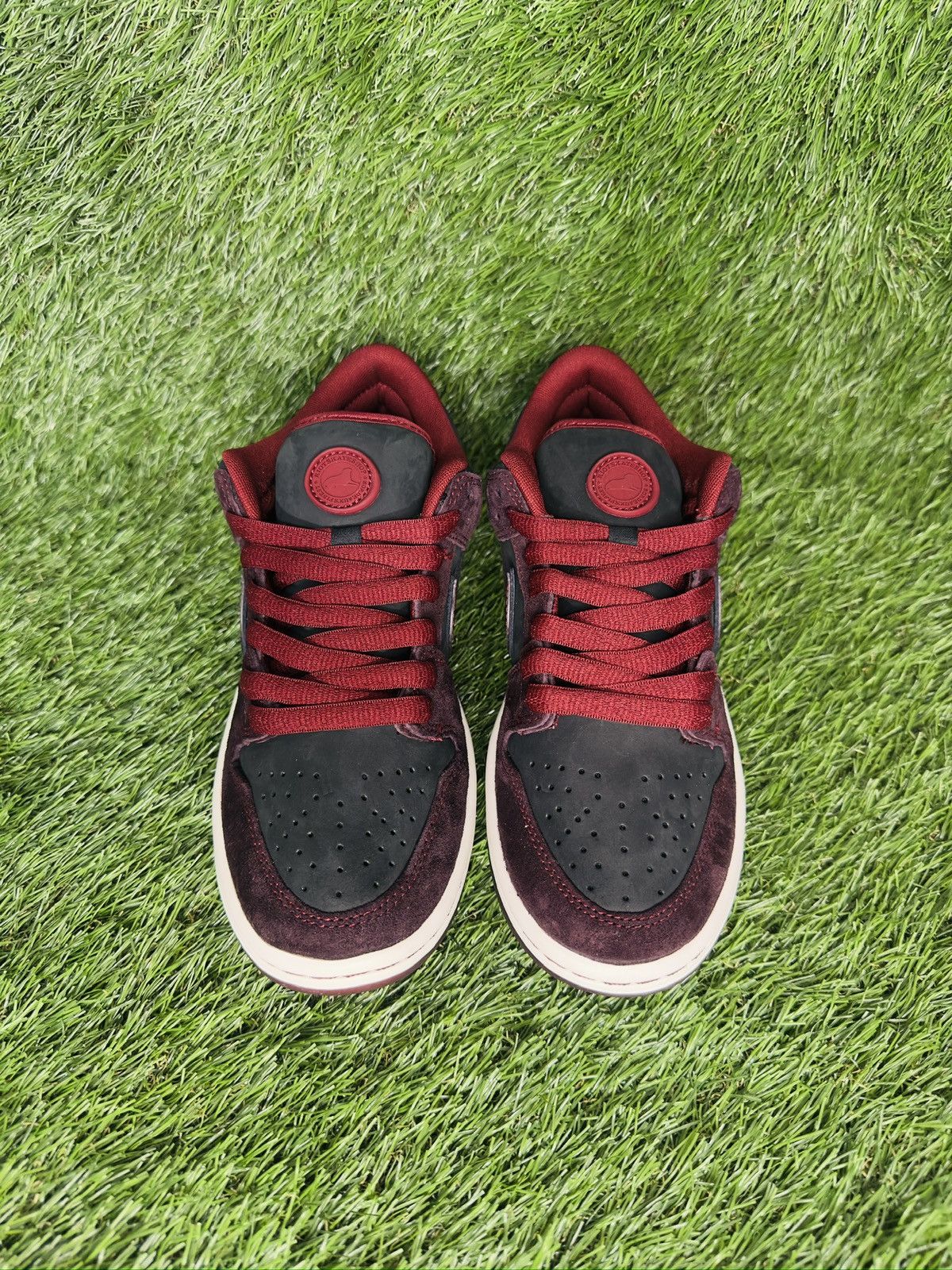 Nike Nike SB Dunk Low & Riot Skateshop Size US 6 / EU 39 - 4 Thumbnail
