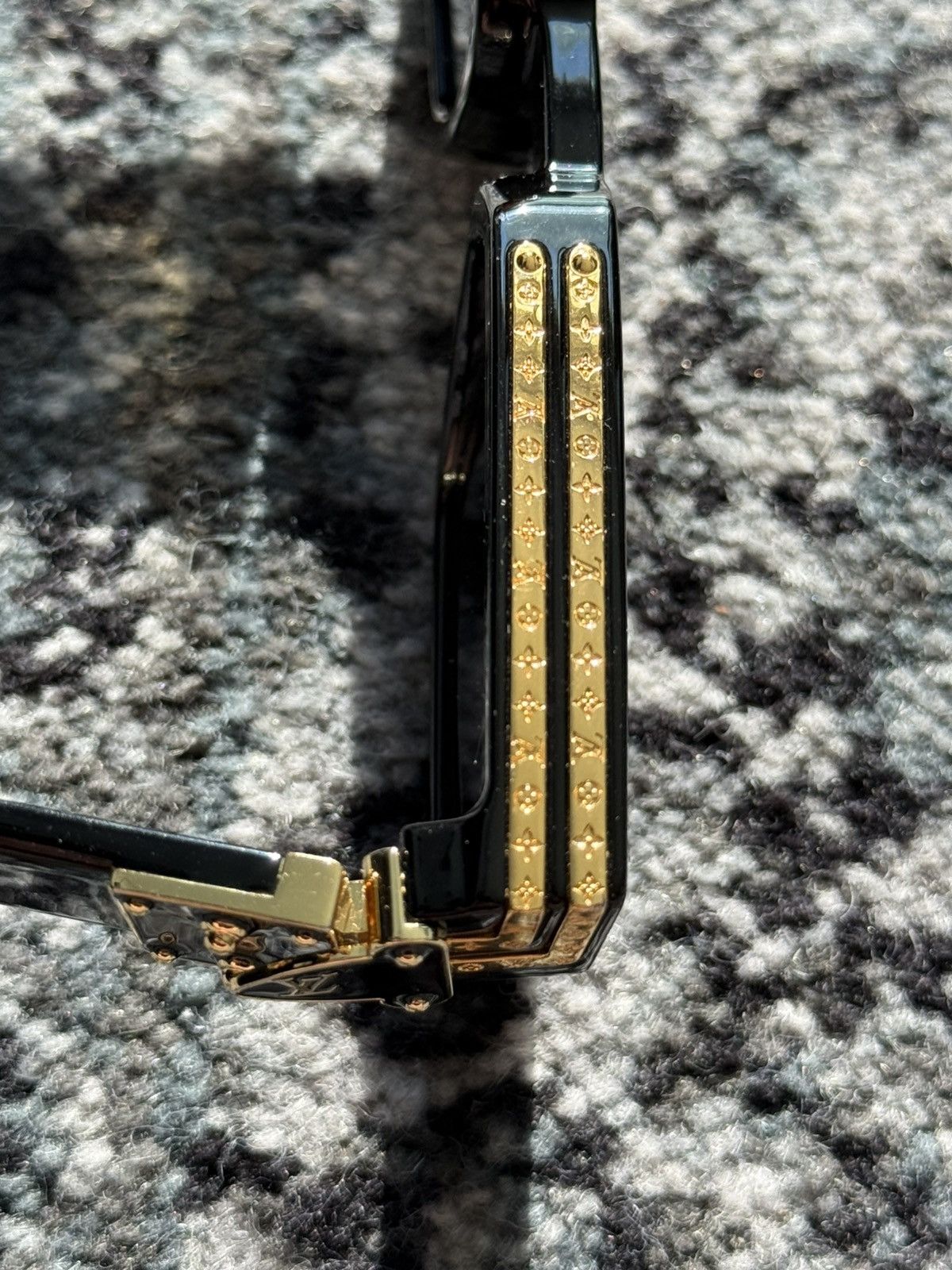 Louis Vuitton Louis Vuitton 1.1 Millionaires Sunglasses Black Gold-Tone Size ONE SIZE - 6 Thumbnail