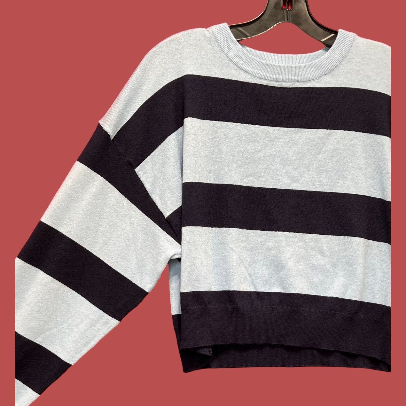 rue21 Rue 21 - Women's Round Neck Long Sleeve Sweater - Light Blue Size L / US 10 / IT 46 - 10 Thumbnail
