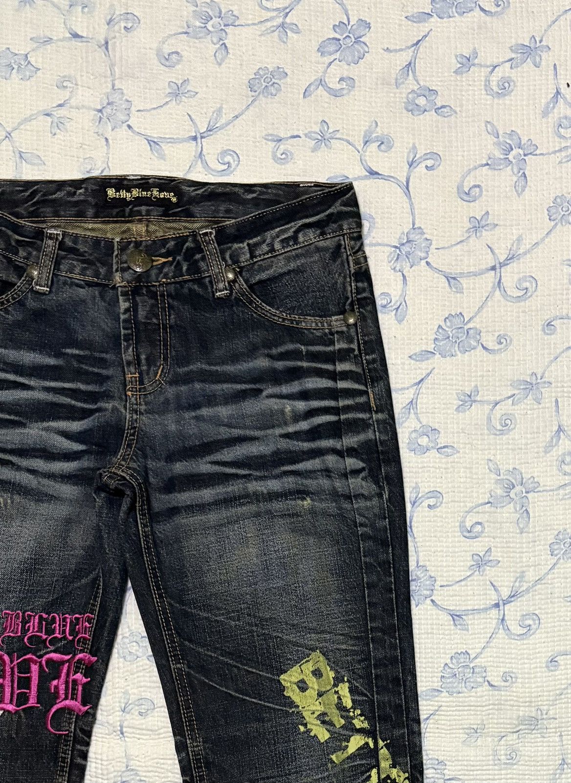 Other Betty Blue Love Streetwear Jeans Distressed Denim Size US 31 - 7 Thumbnail