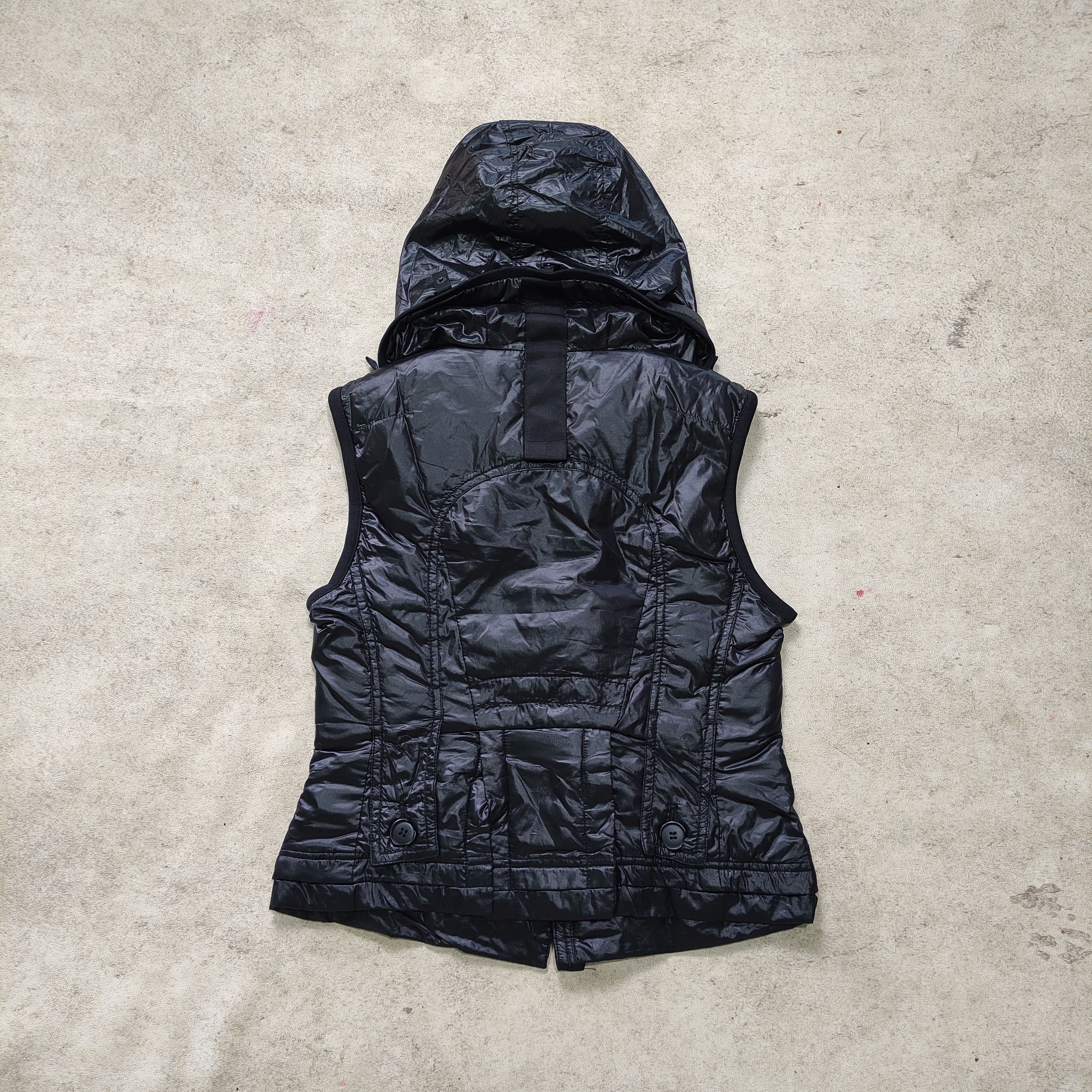 Le Grande Bleu (L.G.B.) Marithe Francois Girbaud puffer vest Bono 2000s Size US M / EU 48-50 / 2 - 6 Thumbnail