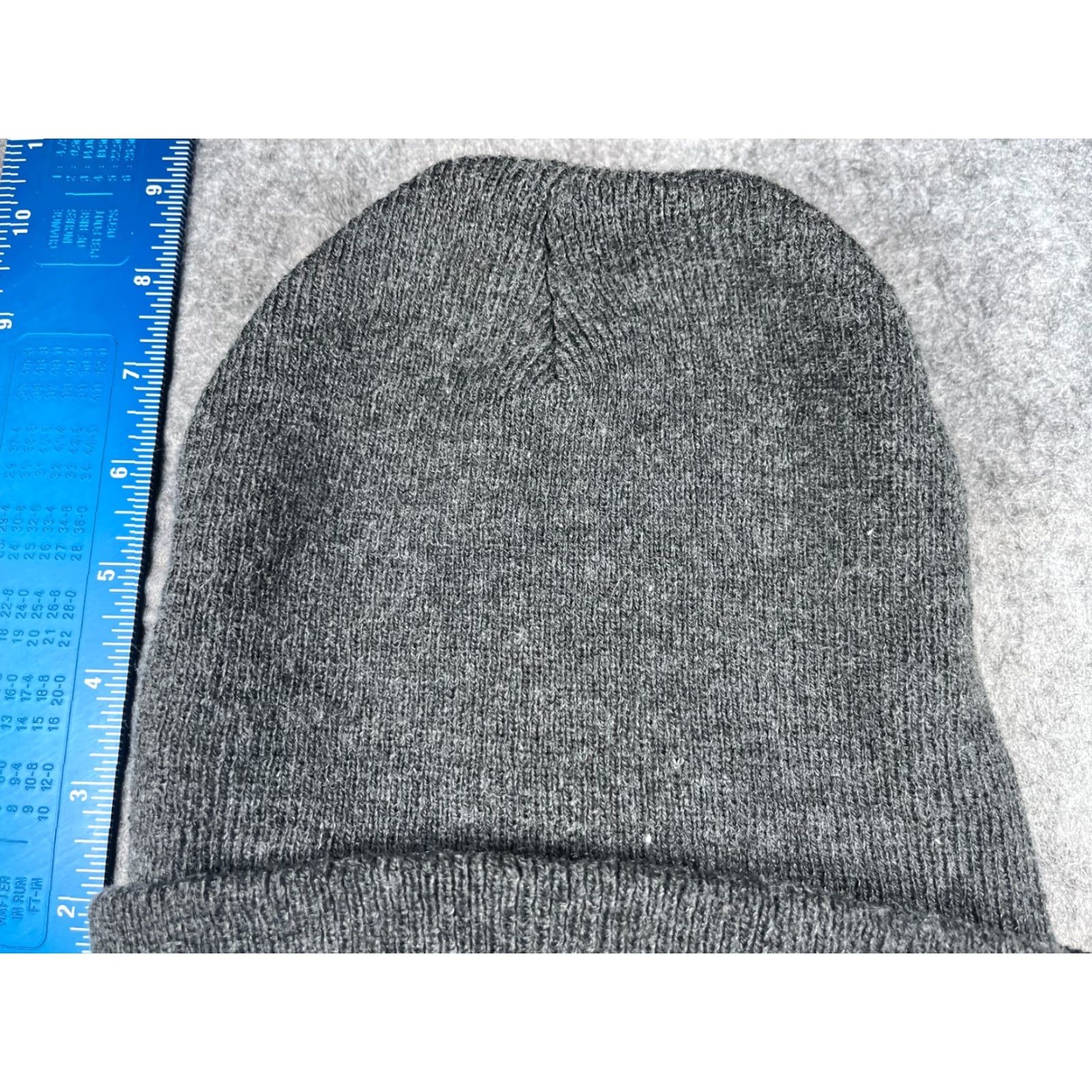 Vintage Becker Brands Beanie Toque Adult One Size Gray Stripe Knit 100% Acrylic Size ONE SIZE - 3 Thumbnail