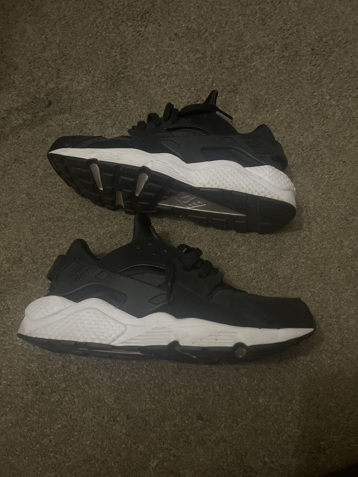 Nike Nike Air Huarache Size US 11 / EU 44 - 1 Thumbnail