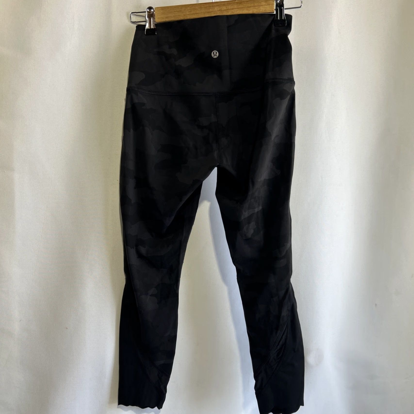 Lululemon Lululemon Align High Rise Leggings Women’s 6 Black Camo Stretch Size 28" / US 6 / IT 42 - 2 Thumbnail