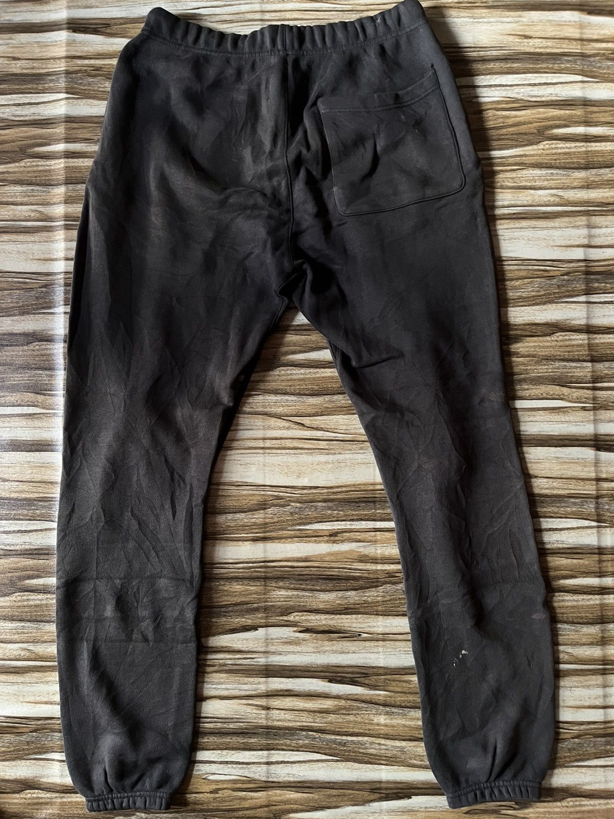 Fear of God FOG Essentials Faded Sweatpants Size US 28 / EU 44 - 6 Thumbnail