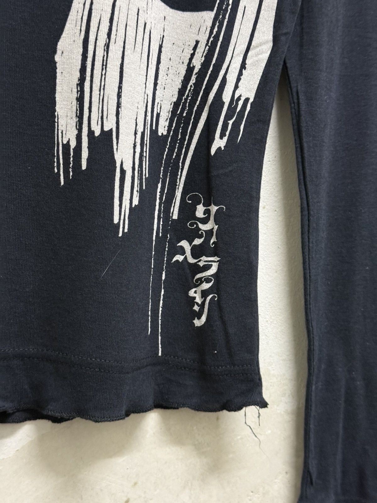 Le Grande Bleu (L.G.B.) Dark Grunge Lady lgb styled Long Sleeve Shirt Size S / US 4 / IT 40 - 2 Thumbnail