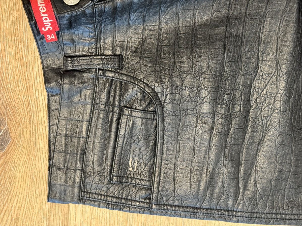 Supreme Supreme Crocodile Leather Carpenter Pant Size US 34 / EU 50 - 3 Thumbnail