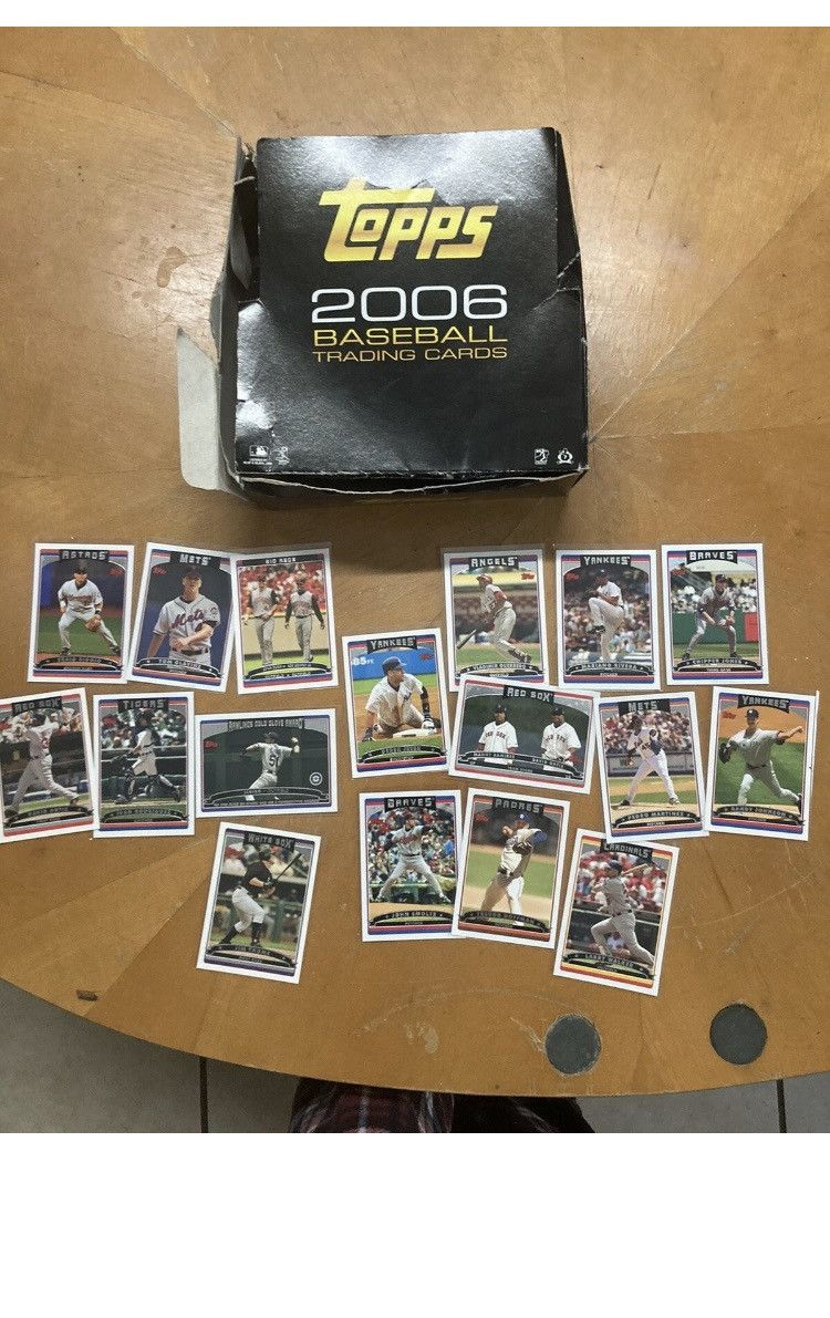 Other Vintage 2006 Topps Baseball Series 1 & 2 Open Box Lot HOF Size ONE SIZE - 4 Thumbnail