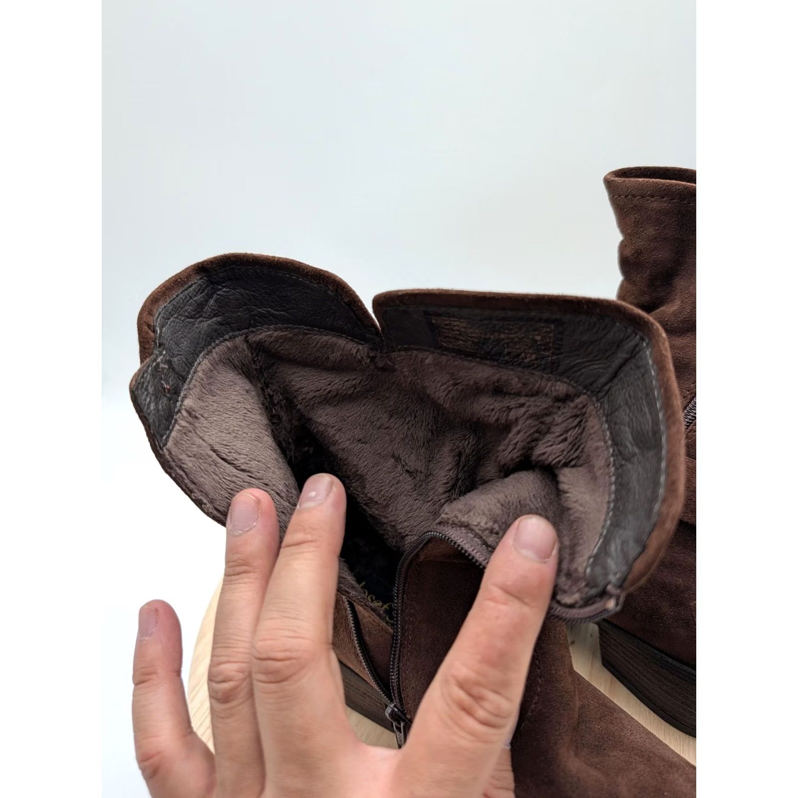 Vintage Josef Seibel Boots Womens 6.5 Brown Suede Tassel Ankle Faux Fur Daphne 05 Boots Womens Brown Suede Tassel Ankle Faux Fur Daphne 05 Size US 7 / IT 37 - 7 Thumbnail