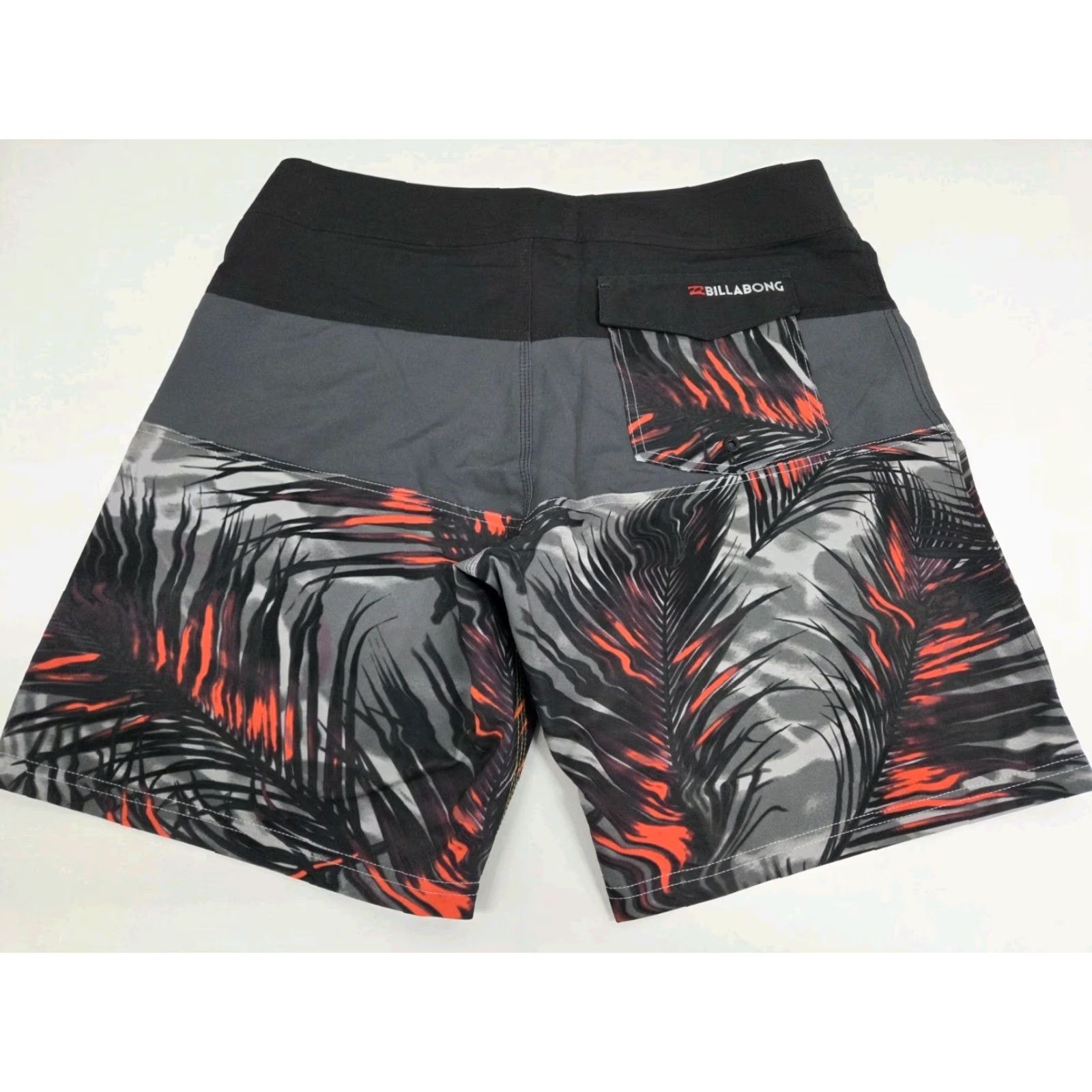 Billabong Billabong Platinum X Boardshorts Mens 34 Multicolor Floral Drawstring Back Pocket Beach 90s? (avoid extra) Size ONE SIZE - 2 Thumbnail