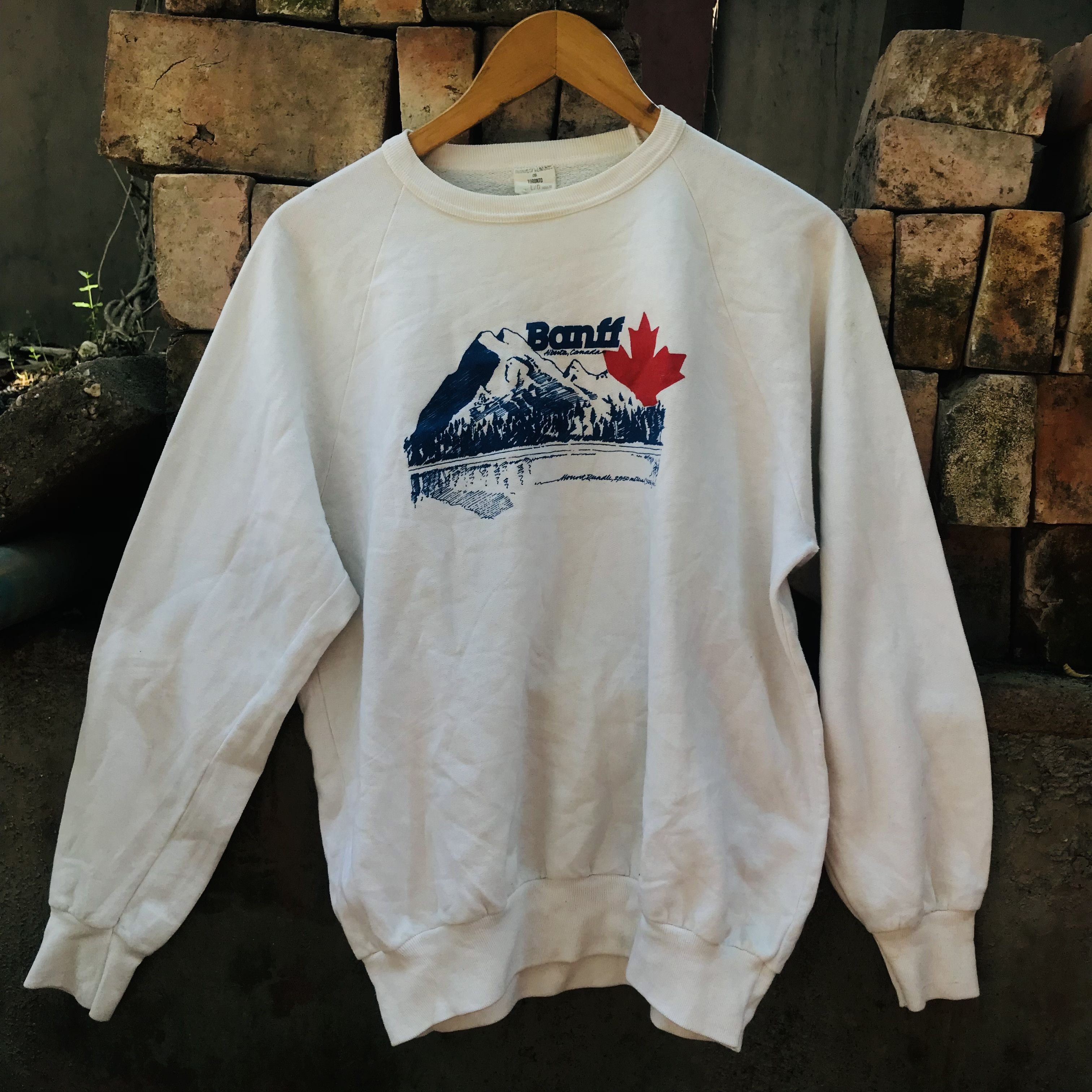 Vintage Vintage Graphic Sweatshirt Size US L / EU 52-54 / 3 - 1 Thumbnail
