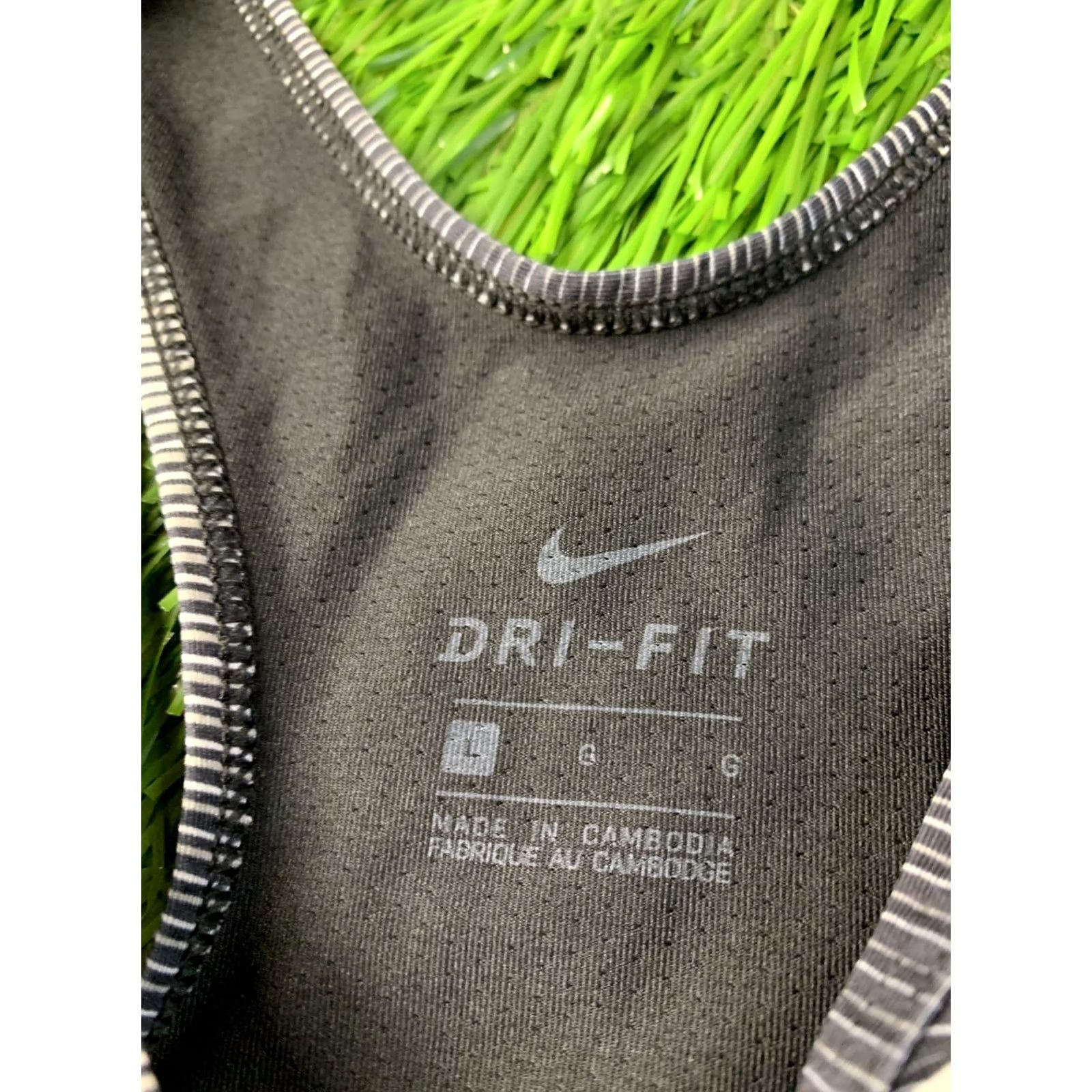 Nike Nike Dri-FIT Vest Shirt Women's Sleeveless Training Jersey L Black Gray White Size L / US 10 / IT 46 - 6 Thumbnail