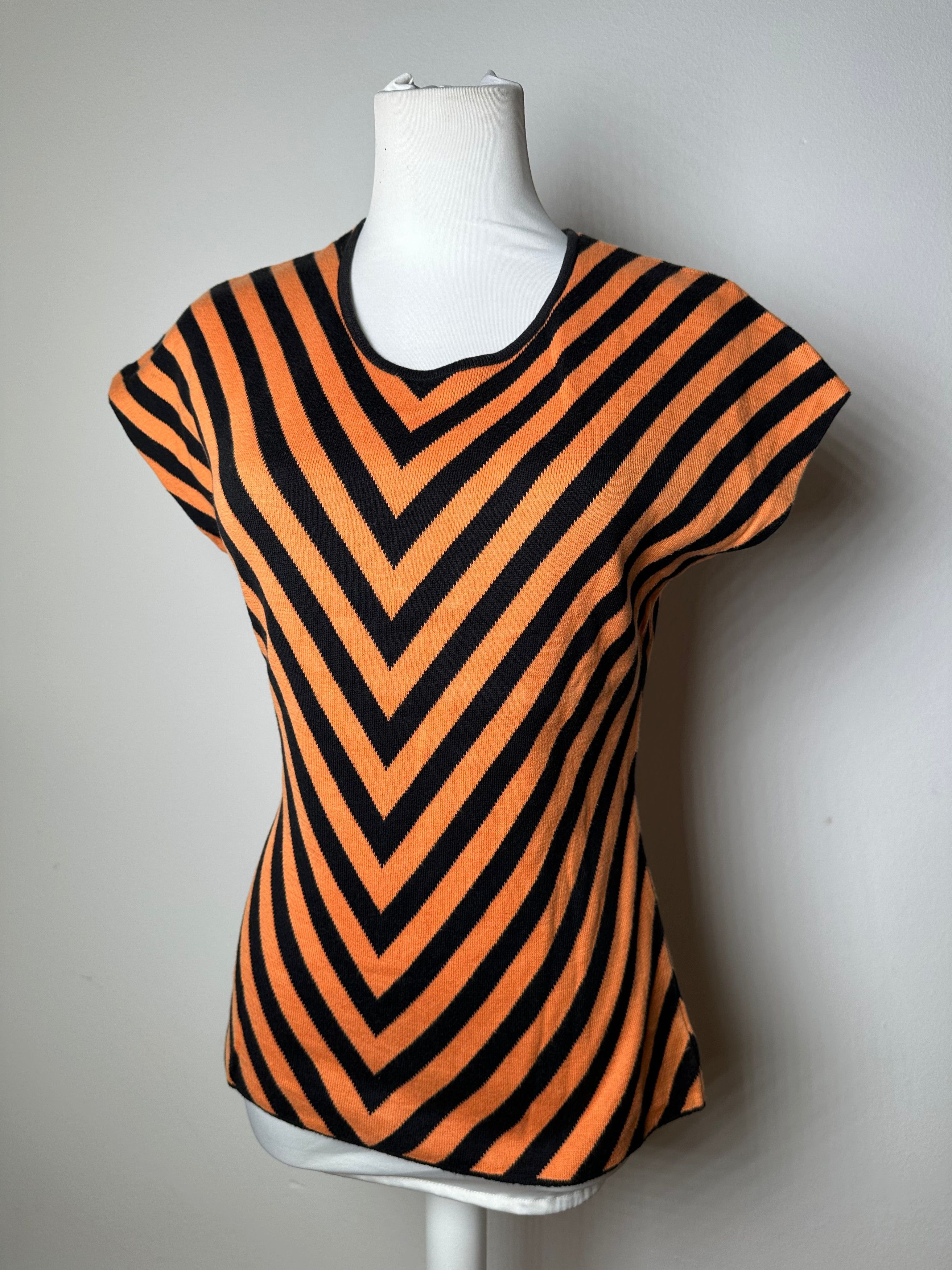 Givenchy Vintage Chevron Striped Sleeveless Top Orange Black M Size M / US 6-8 / IT 42-44 - 1 Thumbnail