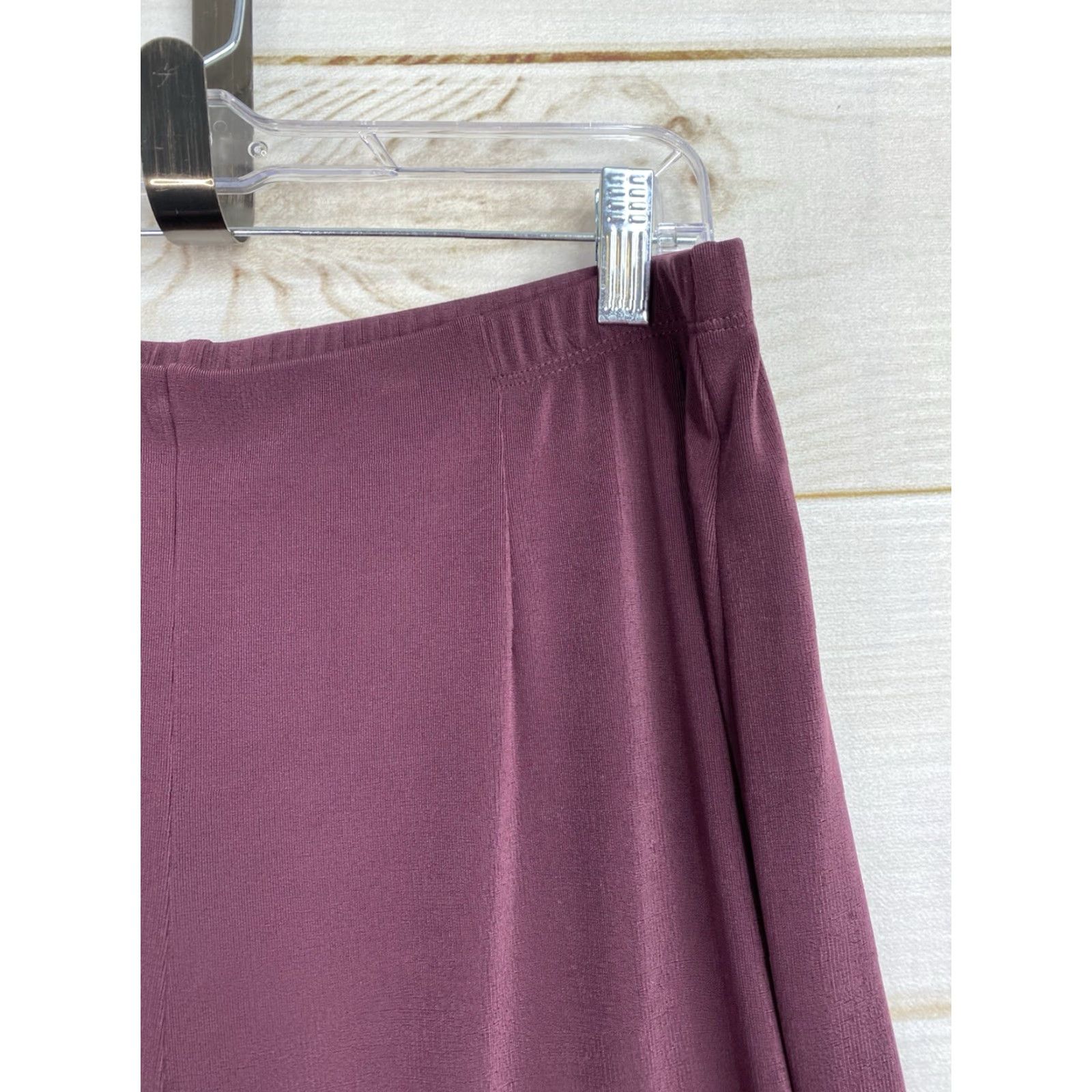 Vintage Chico's Easywear Pants 2 L Burgundy Slinky Jersey Stretch Pull On High Rise Dress Pants Women Pants Polyester Spandex Solid Beach Casual Mens? Size L / US 10 / IT 46 - 2 Thumbnail
