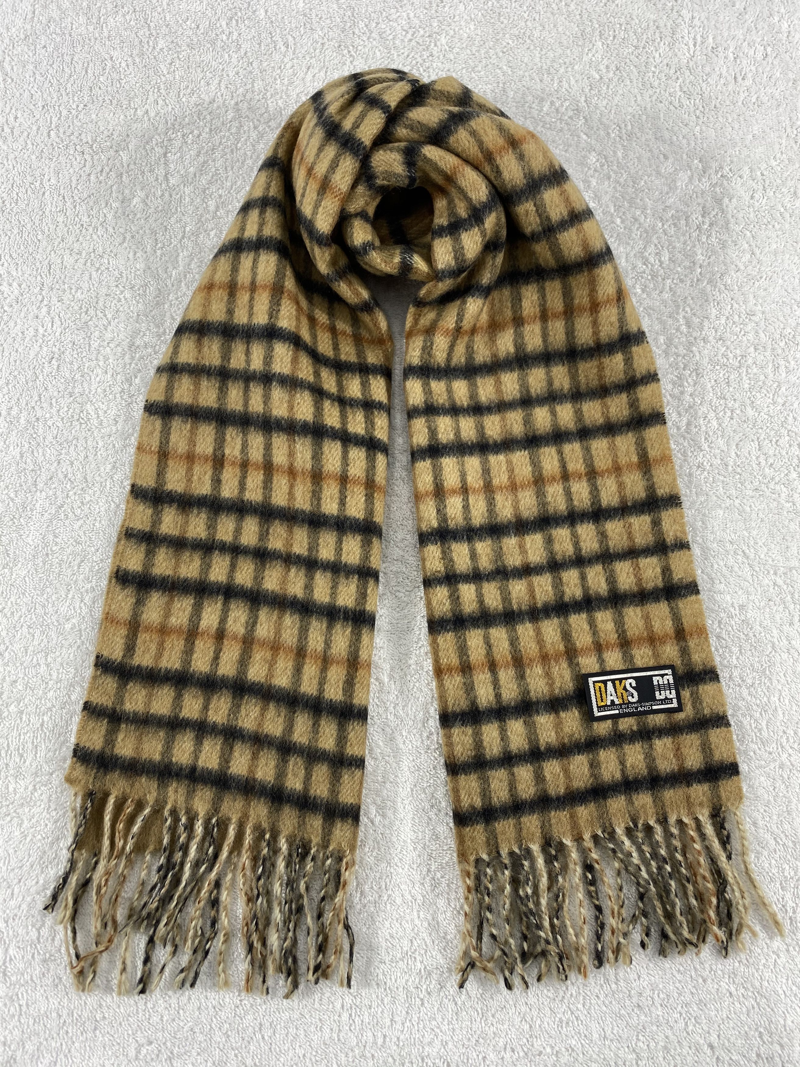 DAKS Vintage Daks Scarf/Muffler/Neckwear MF827 Size ONE SIZE - 1 Thumbnail