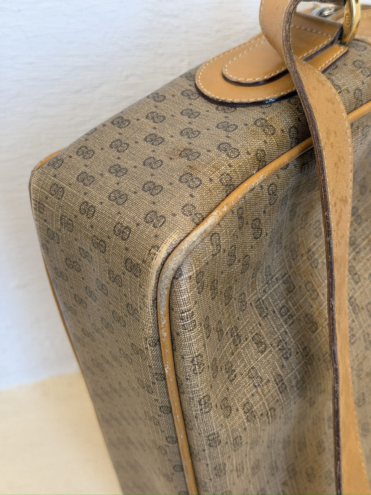 Gucci Vintage Rare 80s Gucci Micro GG Messenger Bag Unisex Size ONE SIZE - 18 Thumbnail
