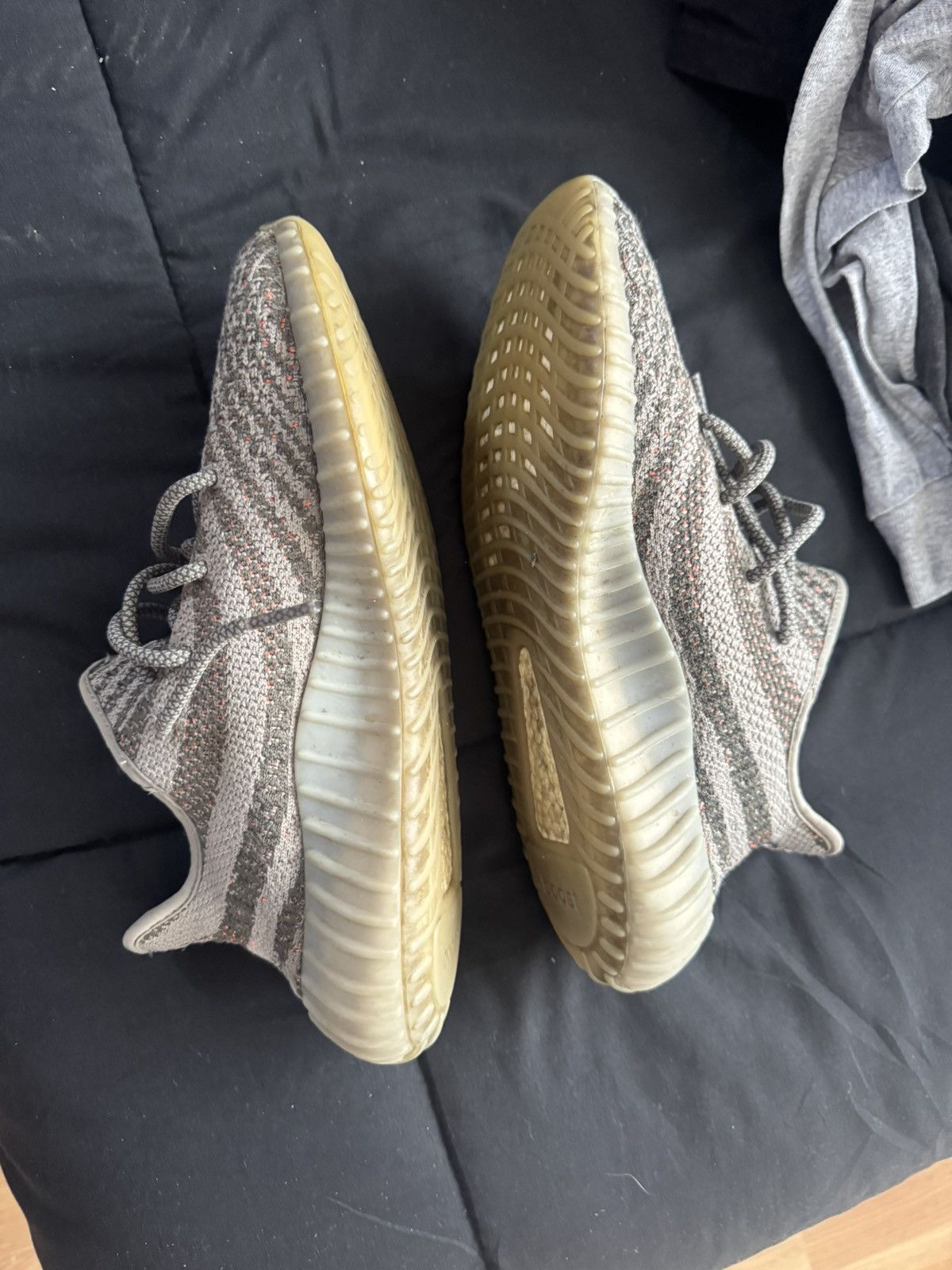 Adidas × Yeezy Beluga yeezy Size US 9.5 / EU 42-43 - 4 Thumbnail
