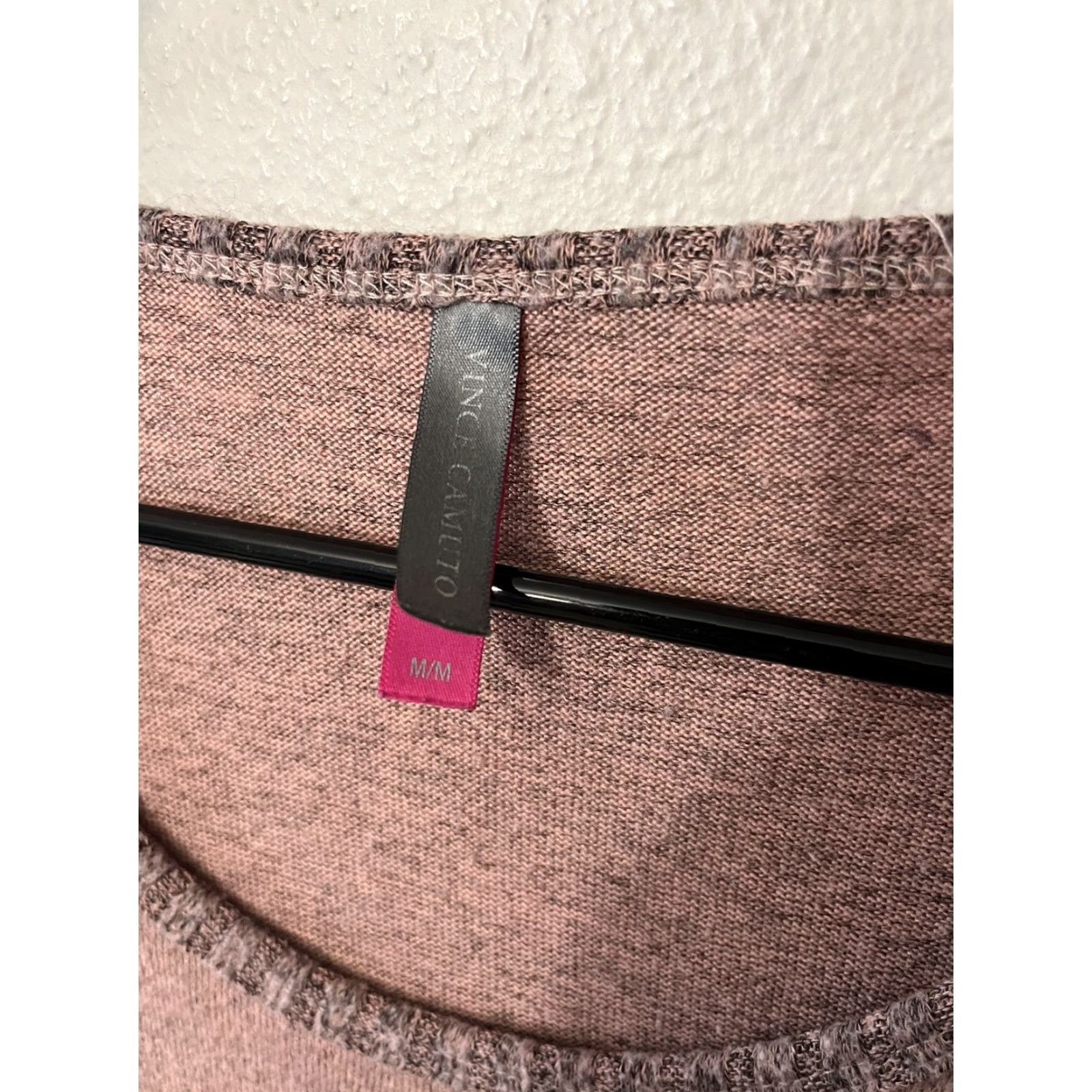 Vince Camuto Vince Camuto Crew Long Top Blouse 3/4 Sleeve Pink Center Pocket Bling M Women Tunic Vintage No 70s Theme Size M / US 6-8 / IT 42-44 - 2 Thumbnail