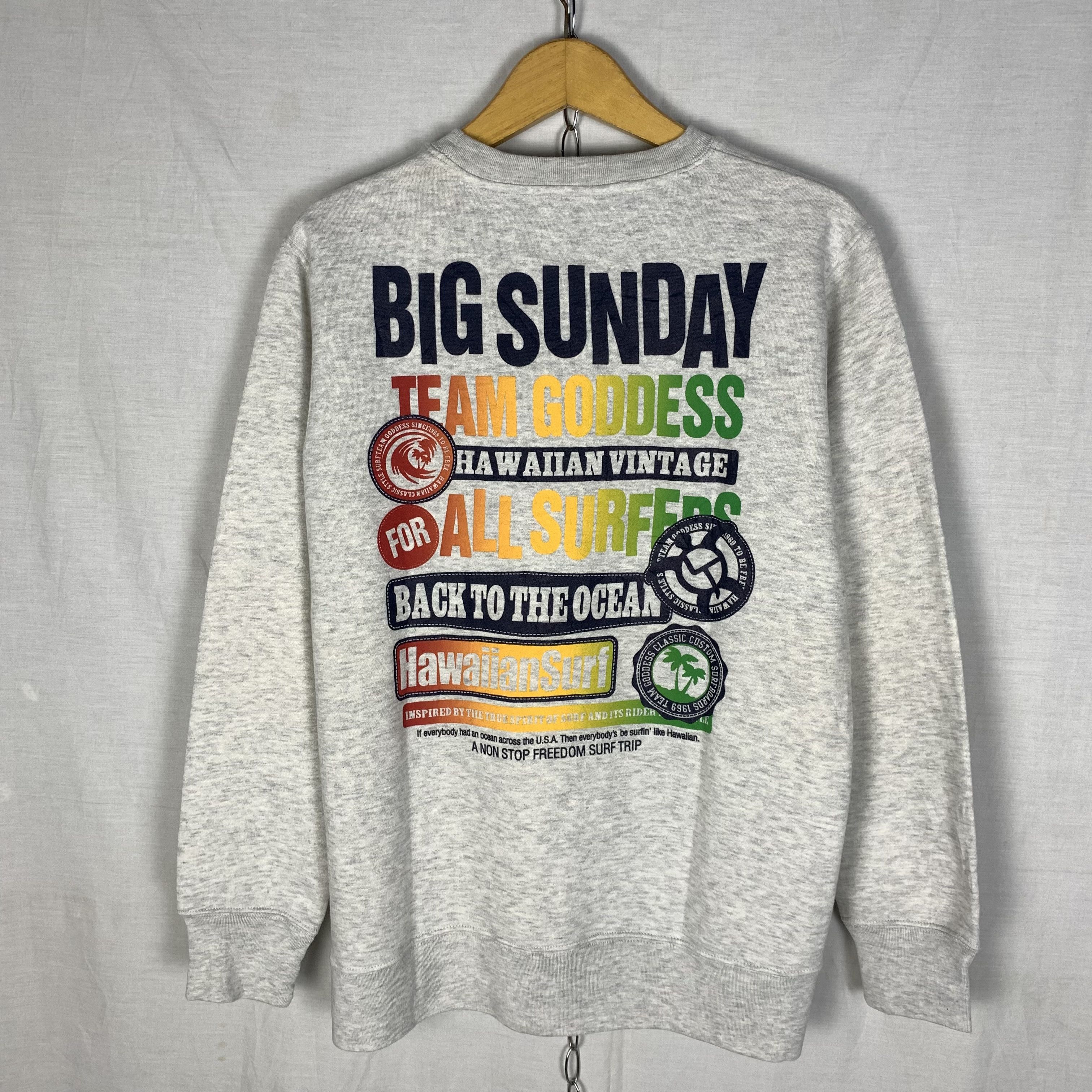 Vintage Team Goddess Surf Sweatshirt Crewneck Size US L / EU 52-54 / 3 - 1 Thumbnail