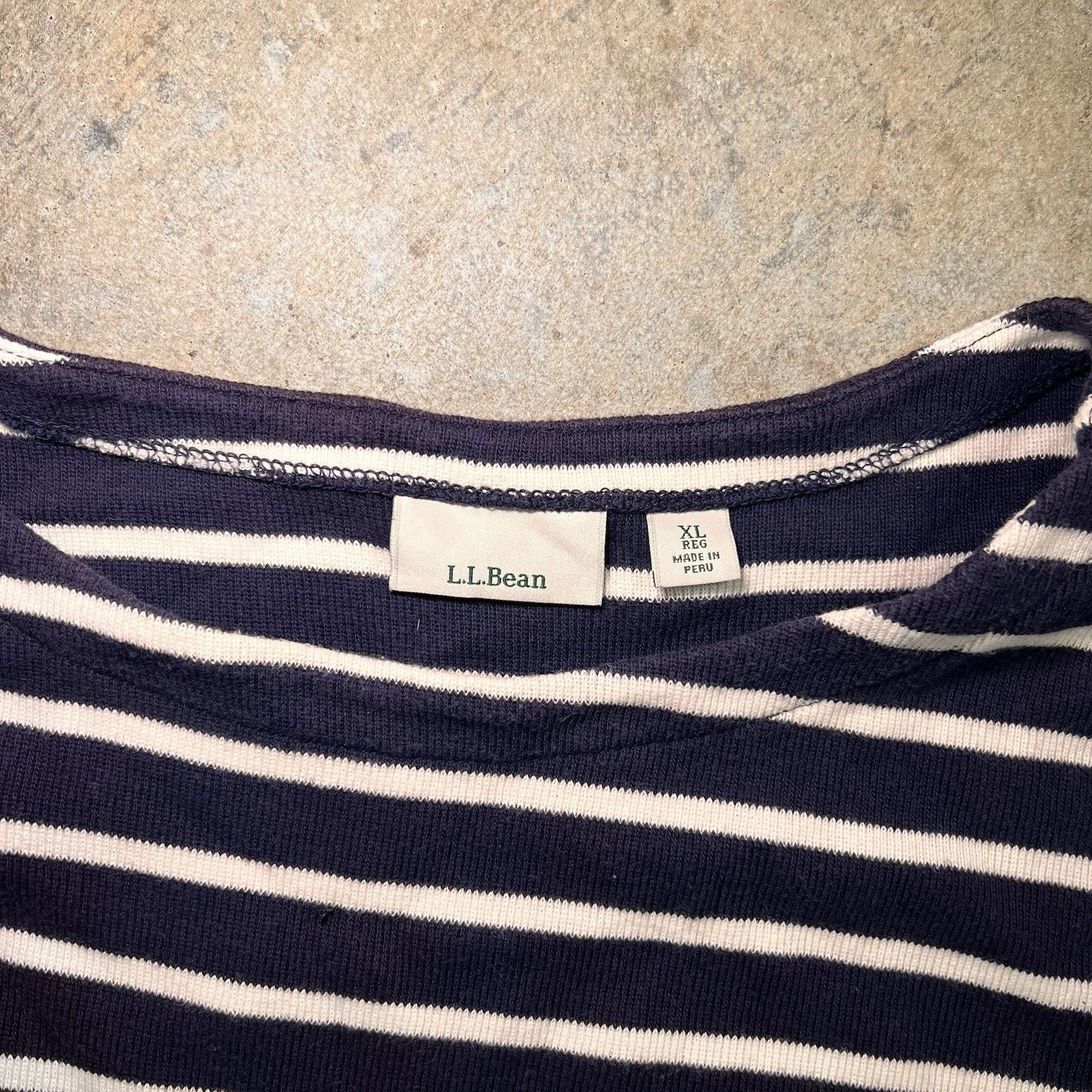 L.L. Bean L.L. Bean Shirt Wmns M Blue Striped Long Sleeve Size M / US 6-8 / IT 42-44 - 2 Thumbnail