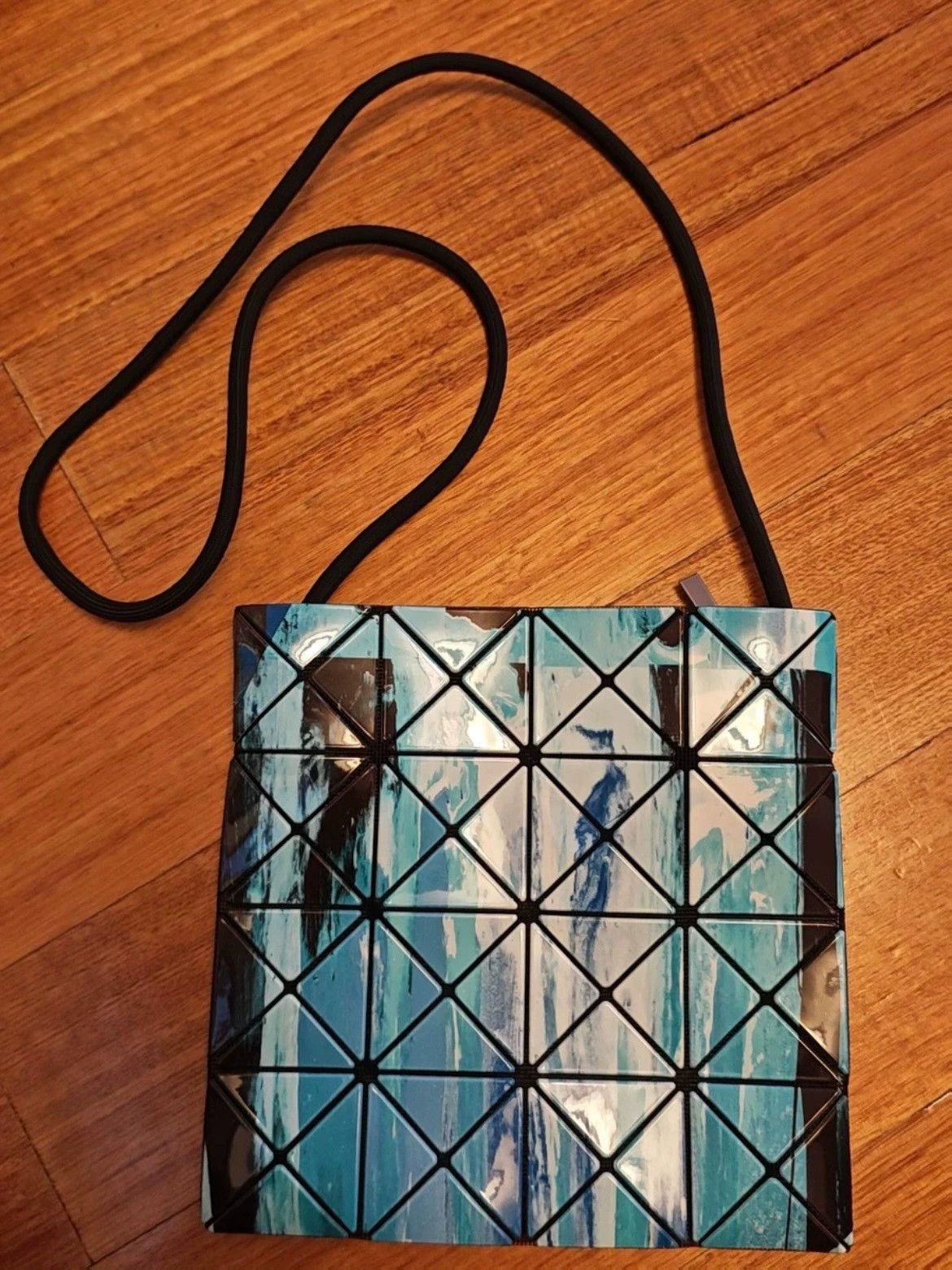 Issey Miyake ISSEY MIYAKE Mini Crossbody Ink Wash Statement Size ONE SIZE - 1 Thumbnail