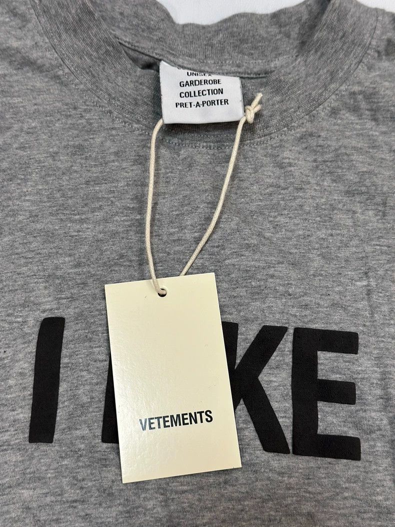 Vetements Vetements Runway Grey Slogan Short Sleeve Size US S / EU 44-46 / 1 - 2 Thumbnail