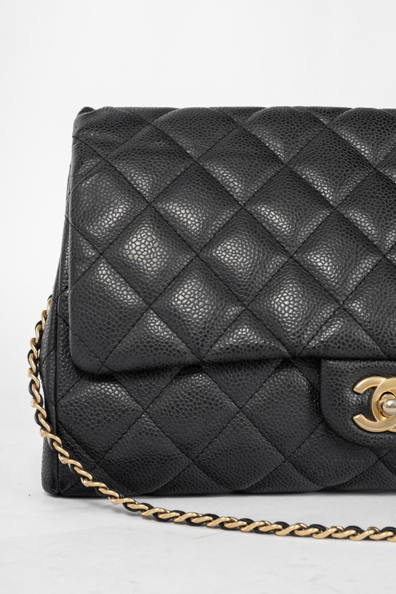 Chanel Chanel Anthracite Caviar-Leather Quilted Chain Flap Clutch Size ONE SIZE - 7 Thumbnail