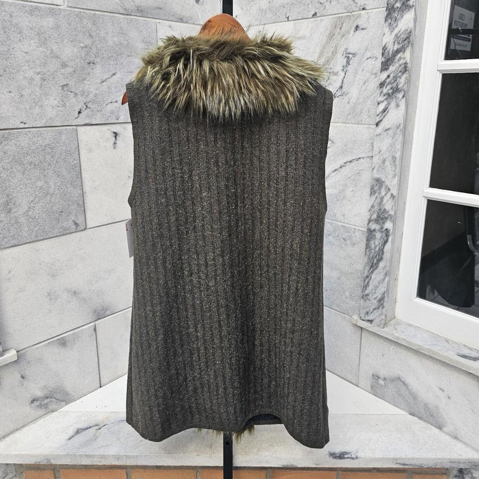 Other Women's Earth Tone Faux Fur Trim Vest Size M / US 6-8 / IT 42-44 - 5 Thumbnail