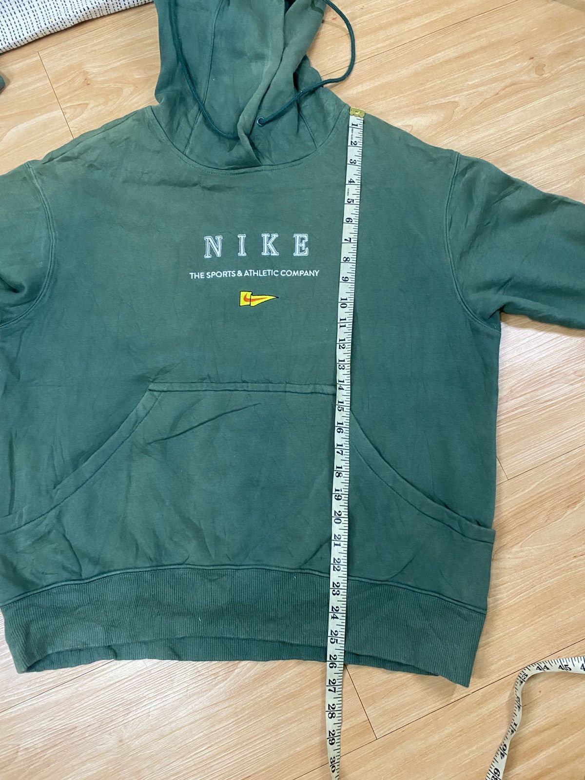 Nike ike 90s Style Hoodie (only if tag confirms) very rare Size US L / EU 52-54 / 3 - 12 Thumbnail