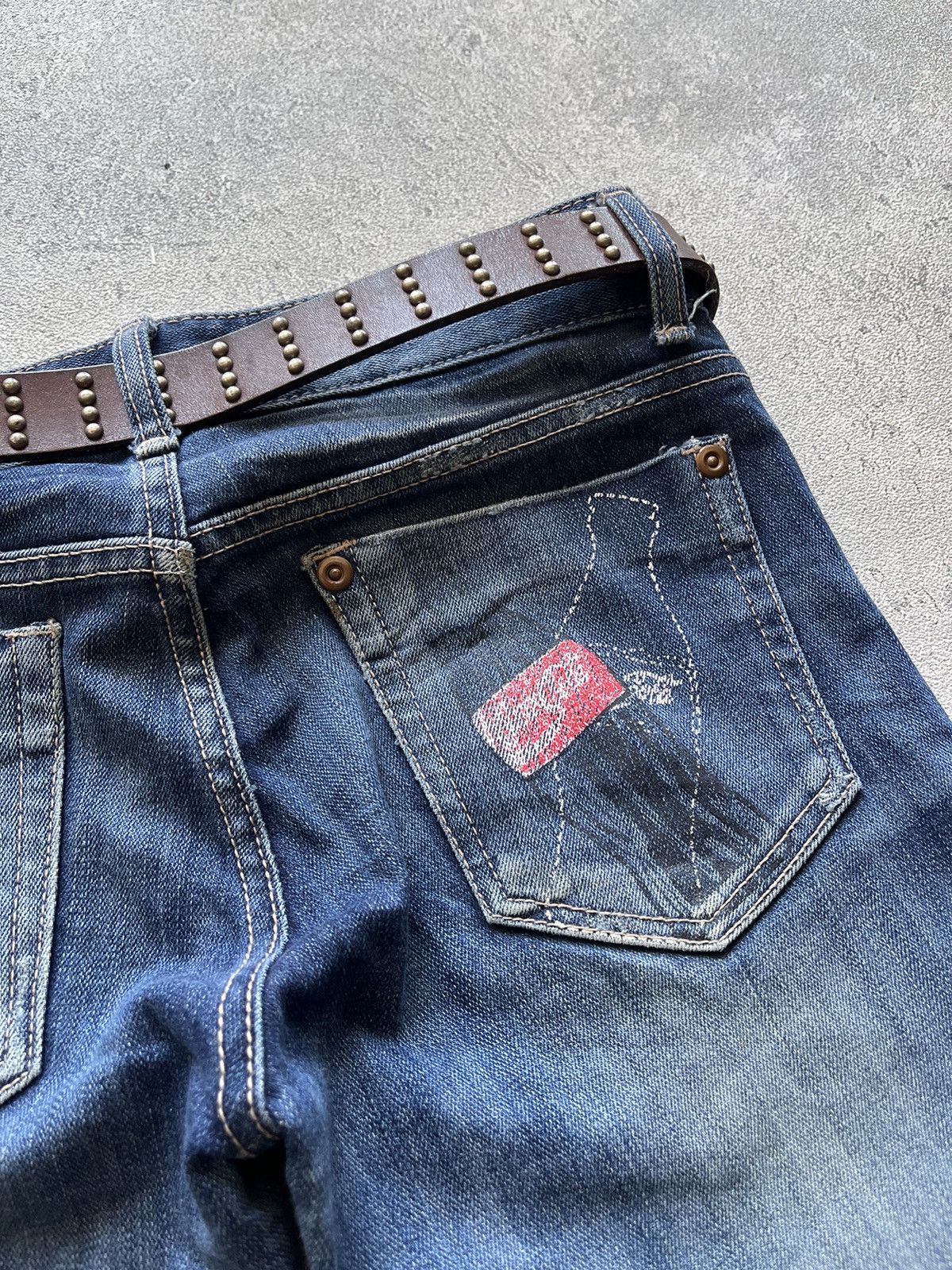 Tornado Mart 2000s LOOK AT ME COCA COLA FADED FLARE JEAN Size US 28 / EU 44 - 9 Thumbnail