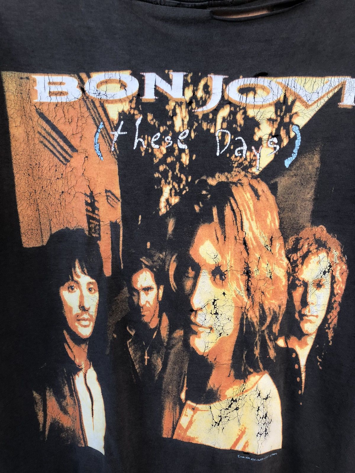 Band Tees × Vintage Thrashed 📍Vintage 90s BON JOVI Bootleg Tee Size US L / EU 52-54 / 3 - 20 Thumbnail