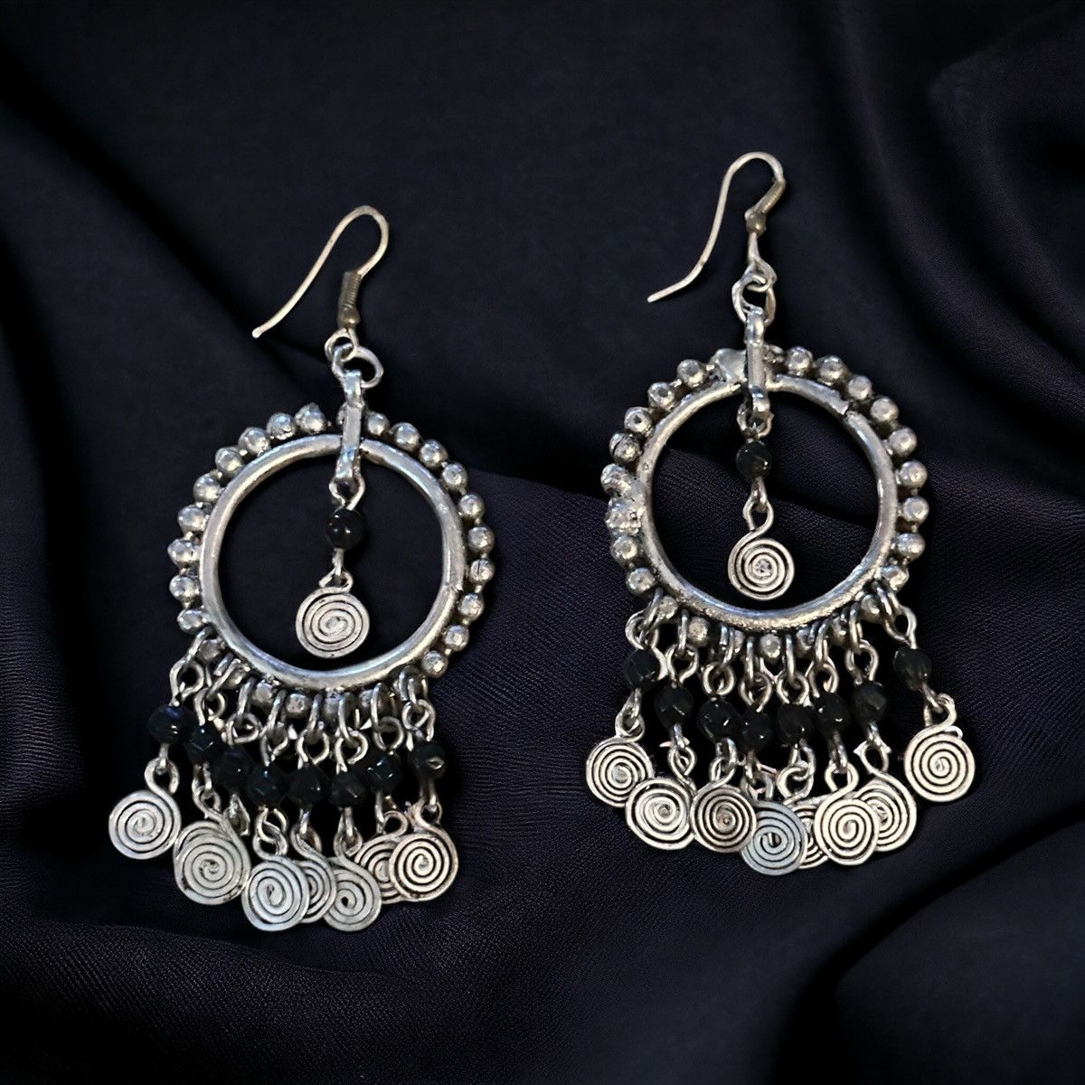 Other Silver tone chandelier hook earrings Size ONE SIZE - 1 Thumbnail