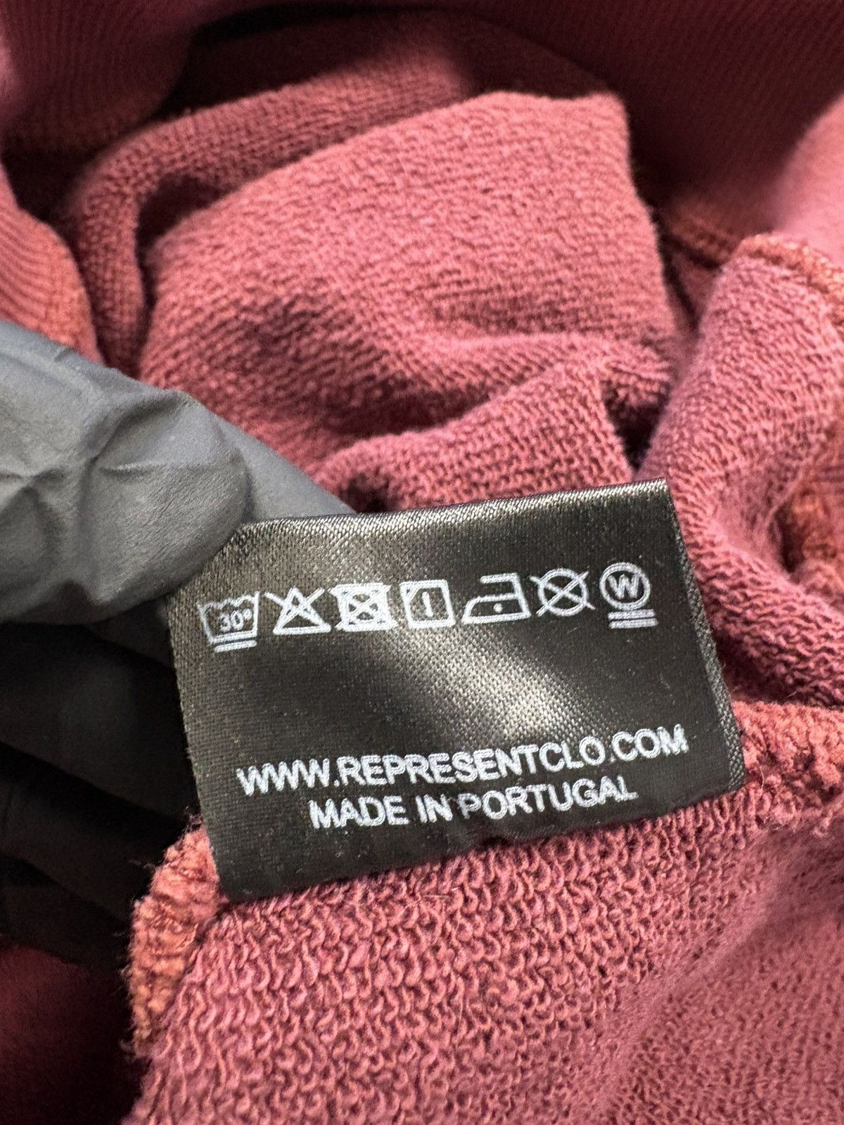 Represent Clo. Represent Blanks Sun-Faded Burgundy Hoodie Streetwear Size L Size US L / EU 52-54 / 3 - 16 Thumbnail