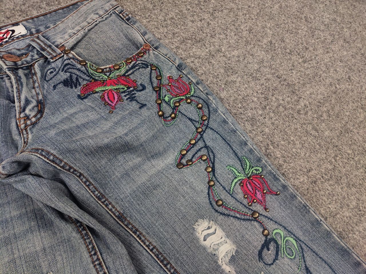 If Six Was Nine Mirame vintage Y2K Style logo Blue Faded denim Flared Jeans Size 31" - 8 Thumbnail