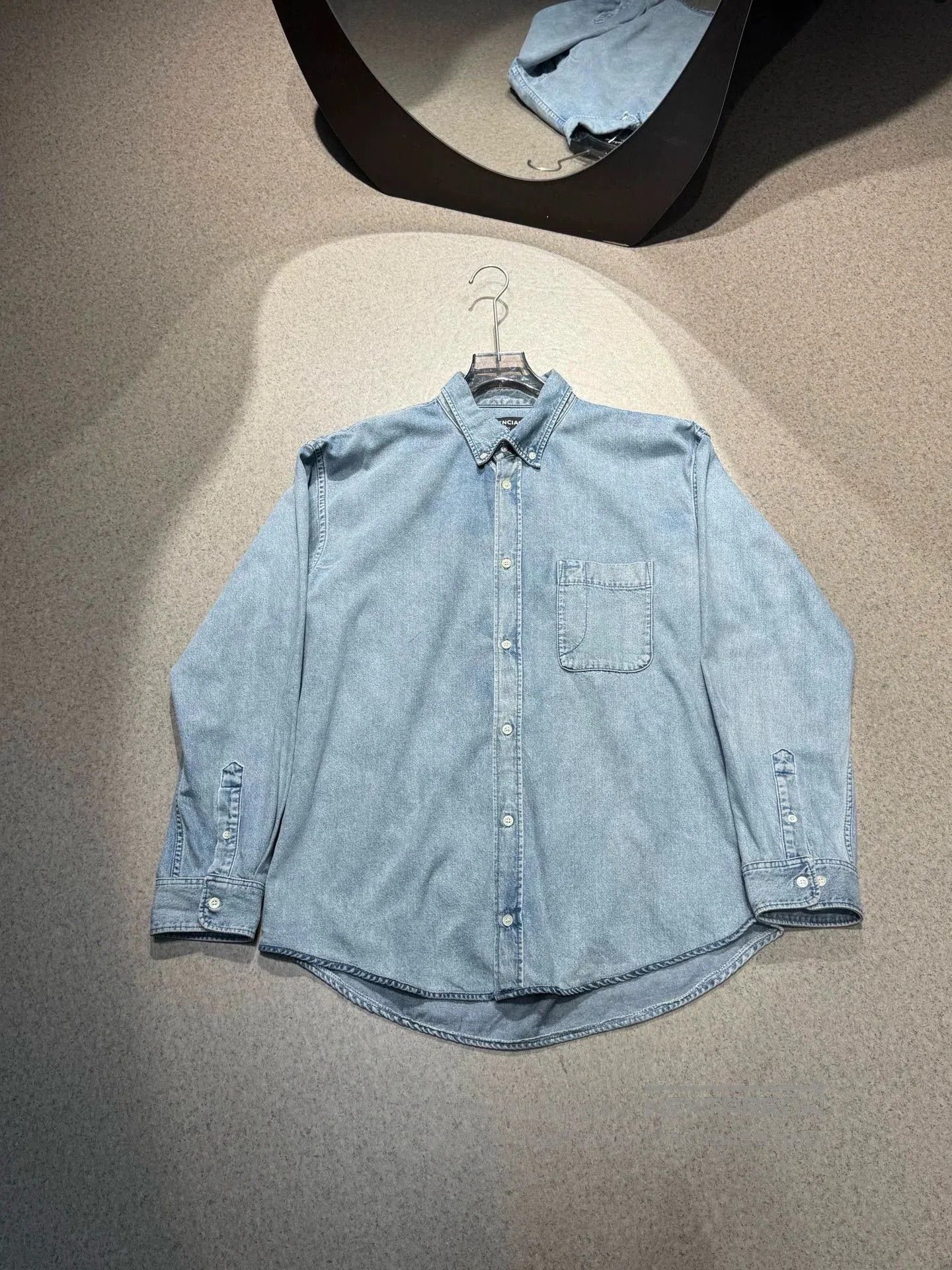 Balenciaga Balenciaga Washed Blue Denim Jacket. Size US S / EU 44-46 / 1 - 1 Thumbnail
