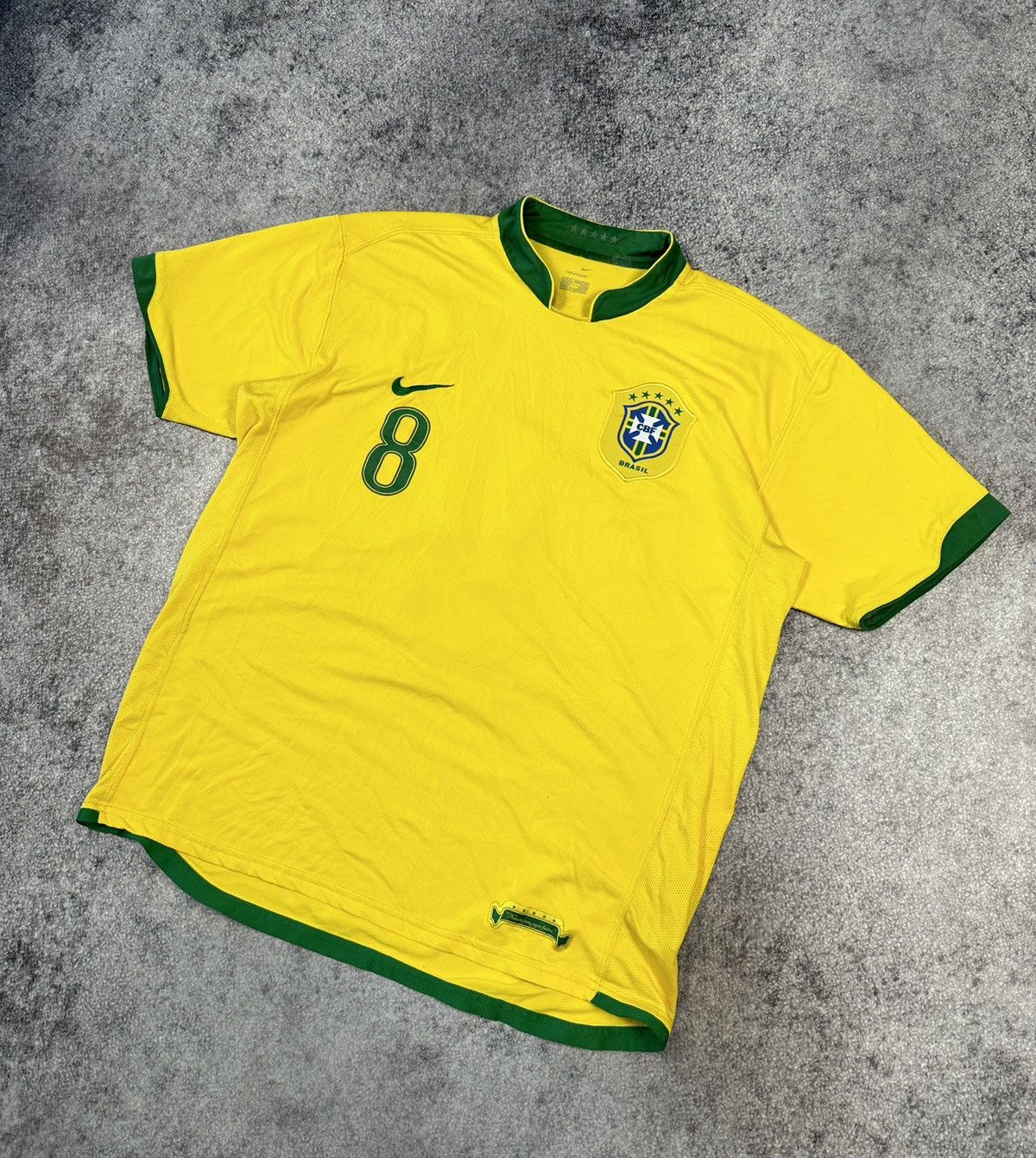 Vintage Vintage Nike Brazil 8 Soccer Jersey Blokecore Style Rare XL Size US XL / EU 56 / 4 - 1 Thumbnail
