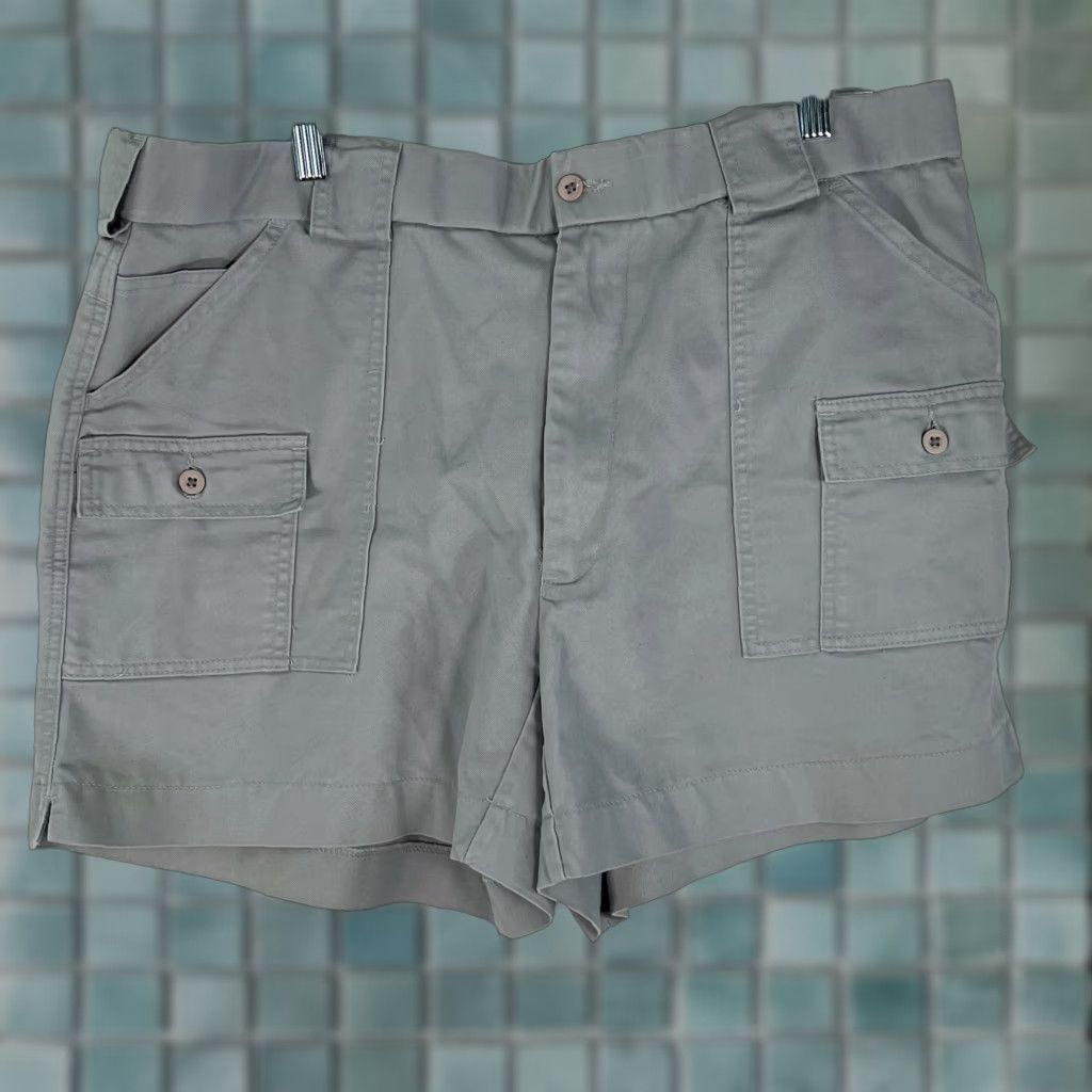Vintage Windham Pointe Mens Chino Shorts Flat Front 5-Pocket Gray Size 42 Regular Adult Mens Shorts Size US 40 / EU 56 - 1 Thumbnail
