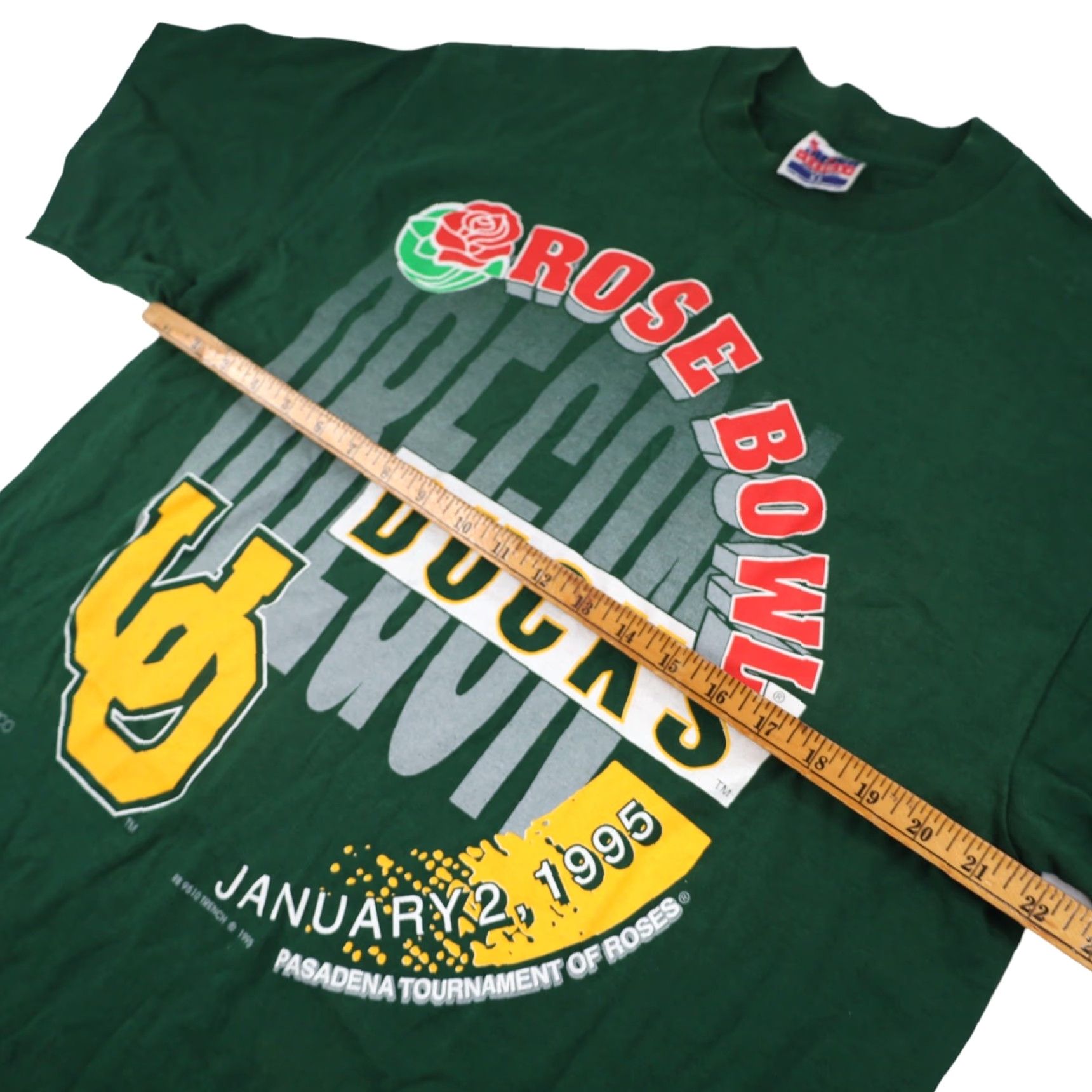 Vintage VINTAGE 1995 University of Oregon Ducks Rose Bowl Graphic T shirt XL Mens Green Size US XL / EU 56 / 4 - 7 Thumbnail