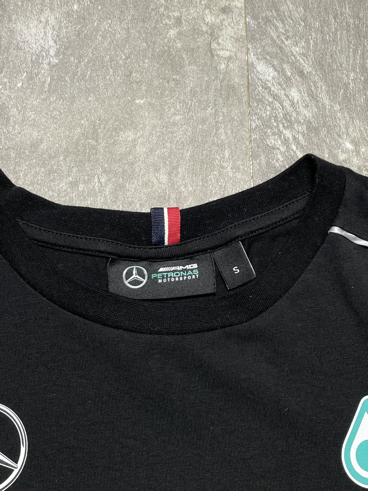 Mercedes-Benz Vintage Mercedes-Benz AMG Petronas F1 Short Sleeve Big Logo Size US S / EU 44-46 / 1 - 6 Thumbnail