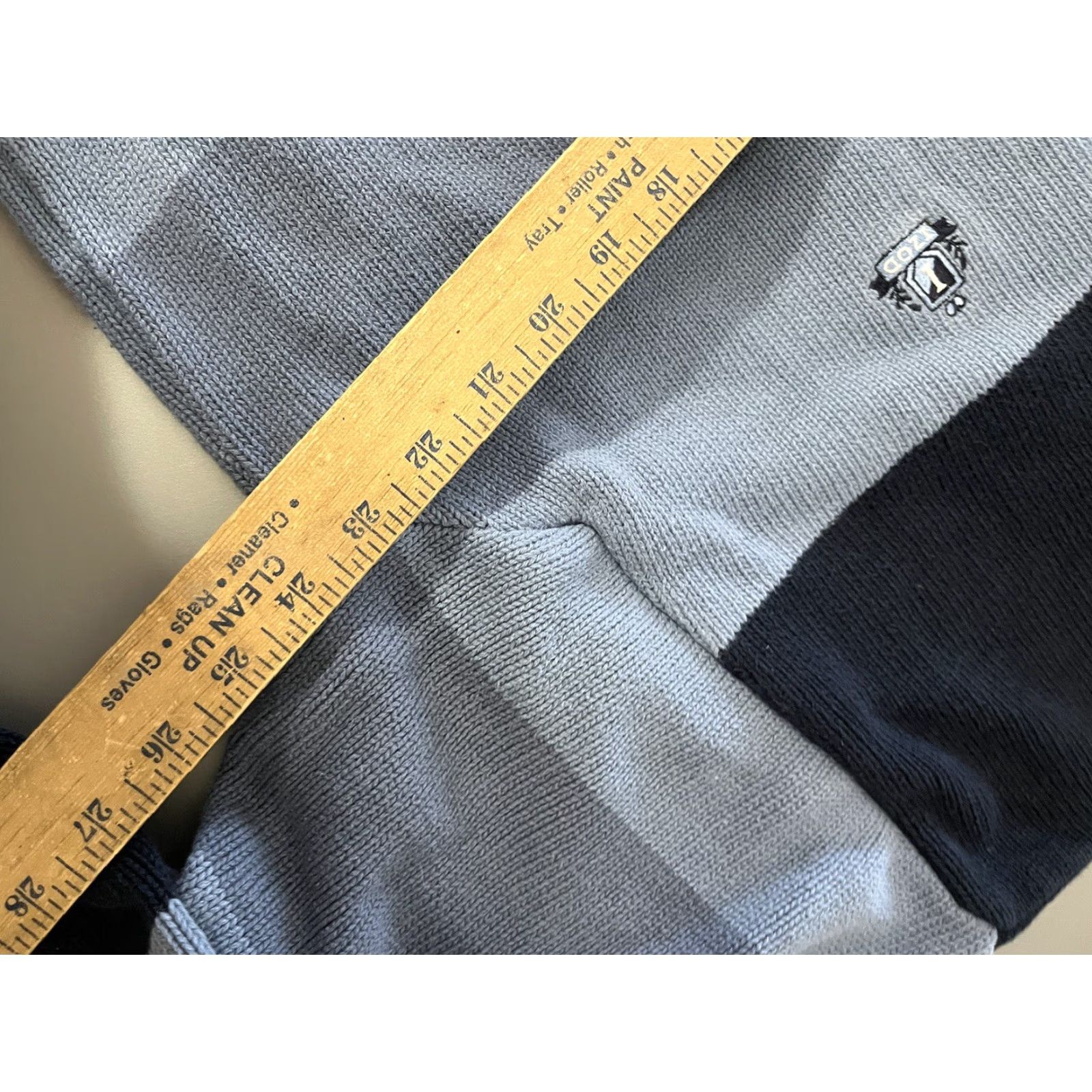 Izod VINTAGE Izod Sweater Mens XL Blue Striped Knit Crew Neck Cotton Made in USA 90s Mens Size US XL / EU 56 / 4 - 6 Thumbnail