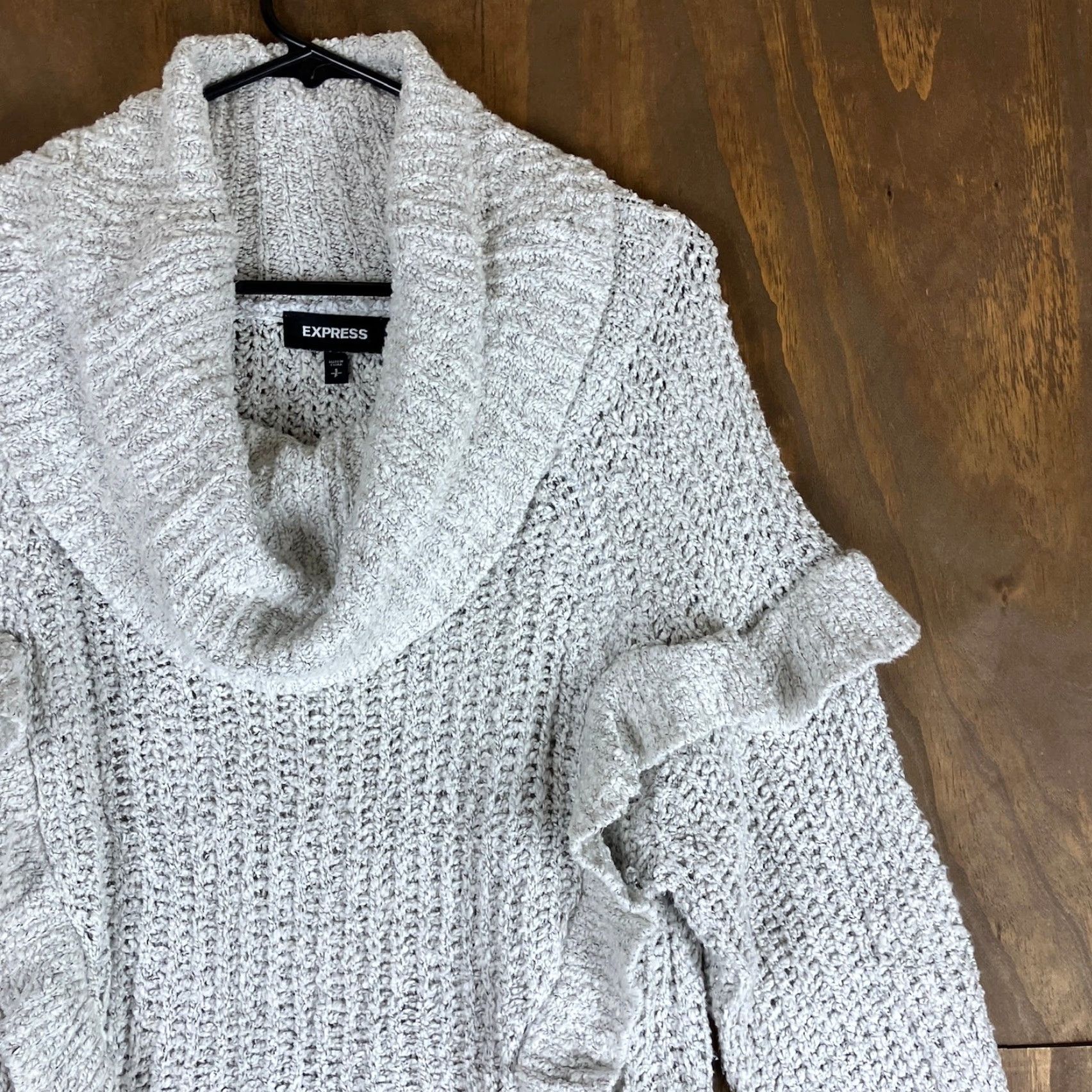 Express Express Sweater Womens White Cowl Neck Long Sleeve Small Ruffle Front Size S / US 4 / IT 40 - 5 Thumbnail