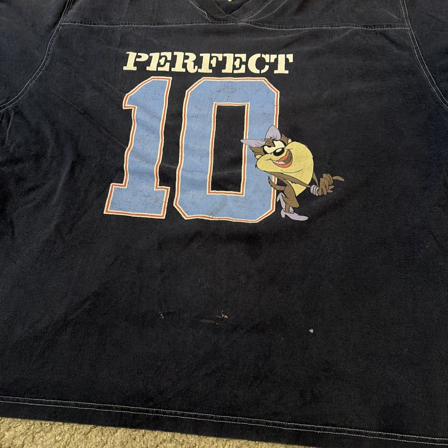 Vintage VINTAGE 90s Looney Tunes Taz Jersey Shirt XL Navy Blue Men’s T-Shirt Size XL / US 12-14 / IT 48-50 - 4 Thumbnail