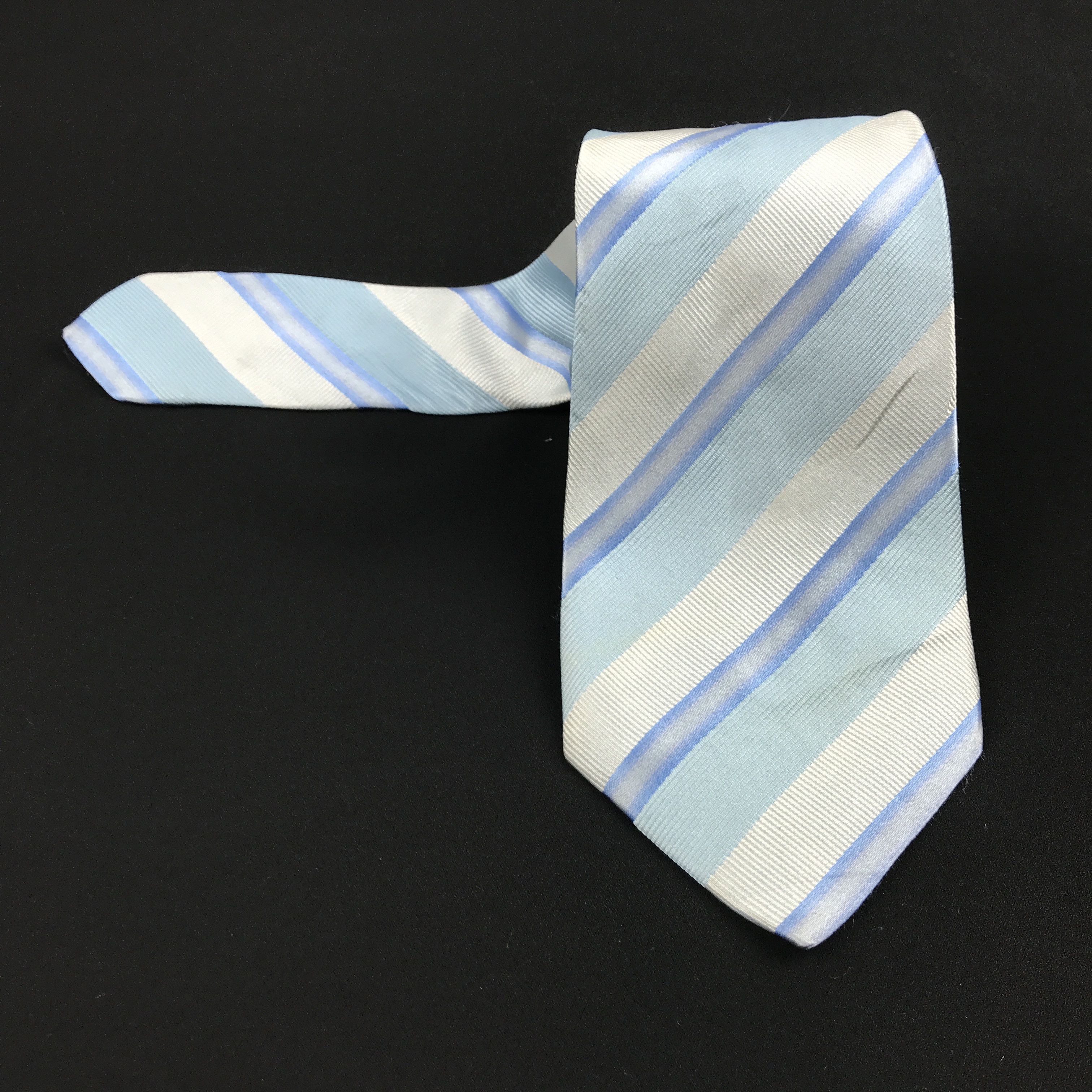 Hugo Boss × Vintage Vintage Hugo Boss Silk Necktie Size ONE SIZE - 1 Thumbnail
