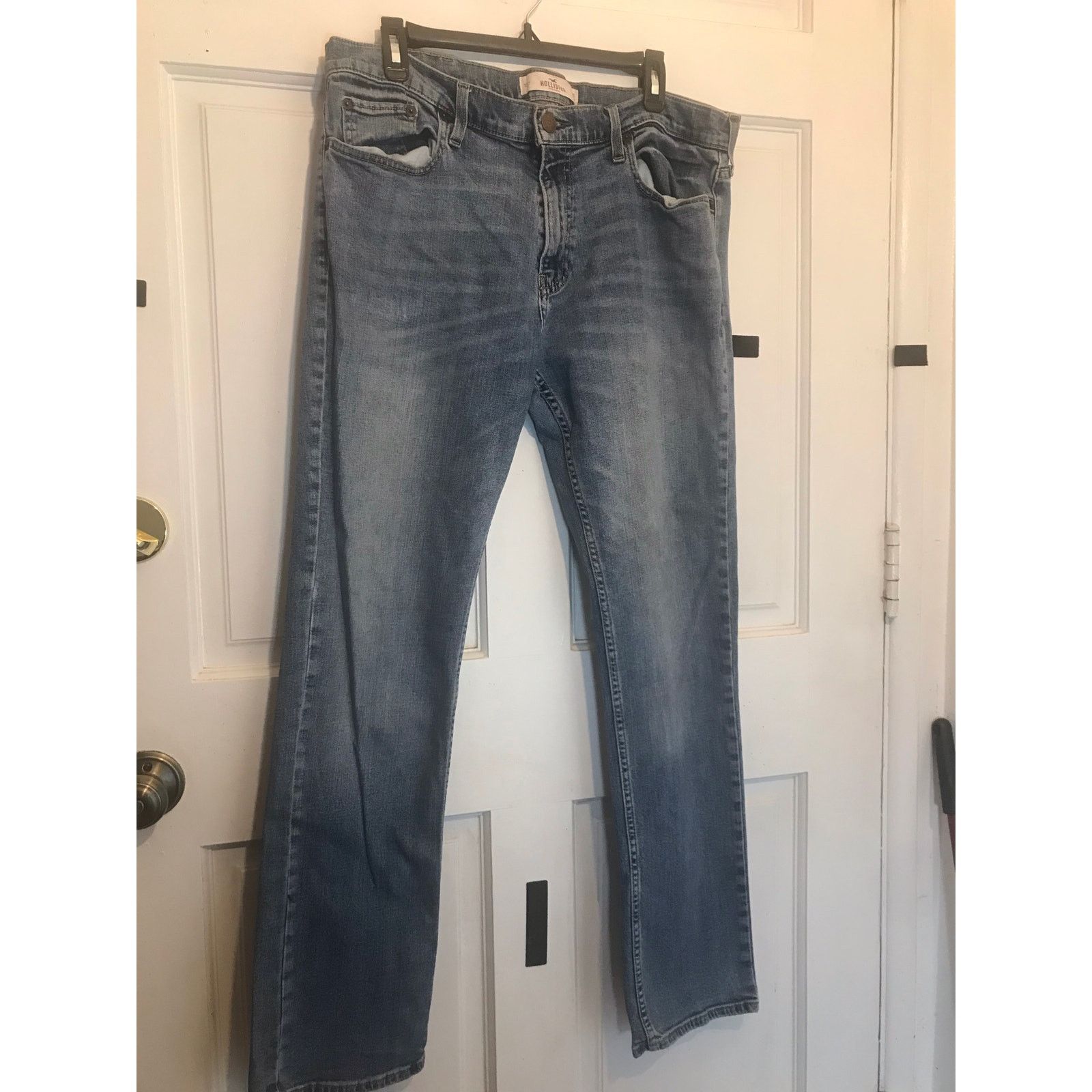Hollister HOLLISTER Slim Straight Blue Jeans Men’s 36x32 RN# 75654 Size US 36 / EU 52 - 1 Thumbnail