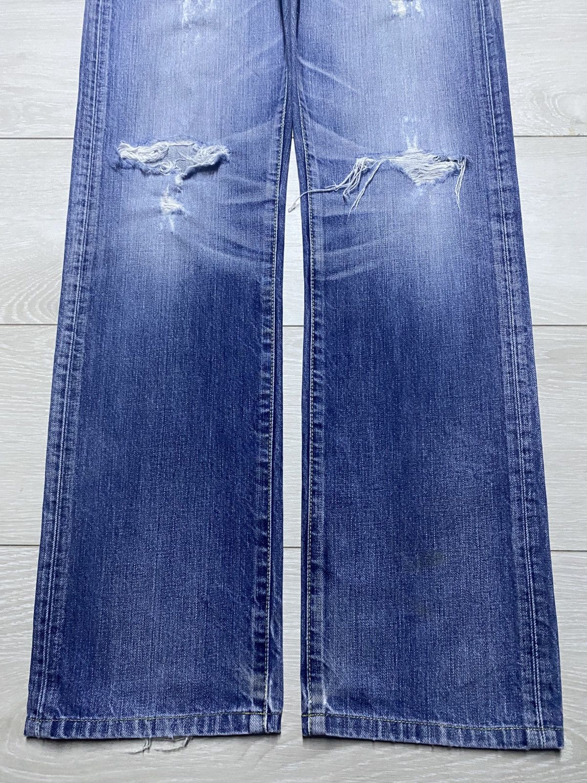 Uniqlo All Made In Japan Uniqlo Distressed ButtonFly Straight Jeans Size US 31 - 5 Thumbnail