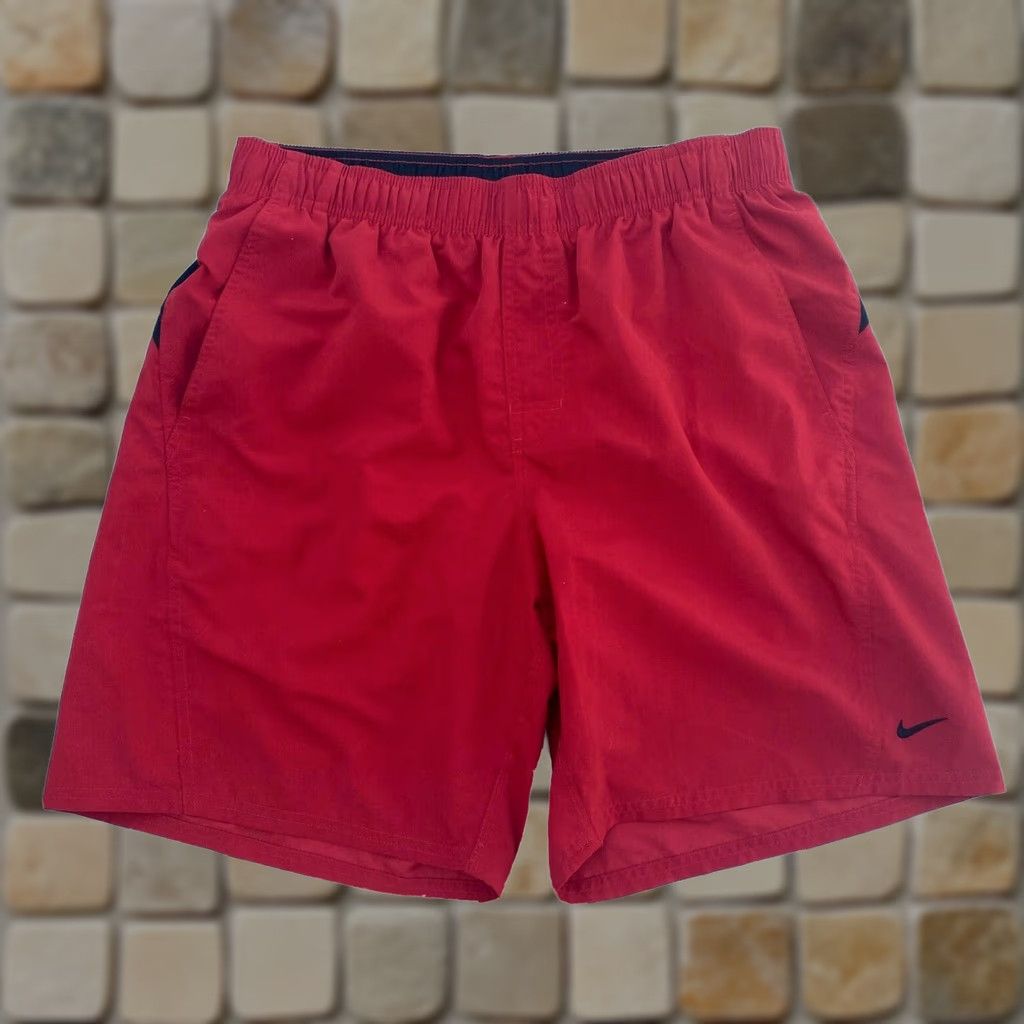 Nike VINTAGE Nike Athletic Shorts Mens L Red Basketball Athletic Drawstring Shorts Size US 33 - 1 Thumbnail