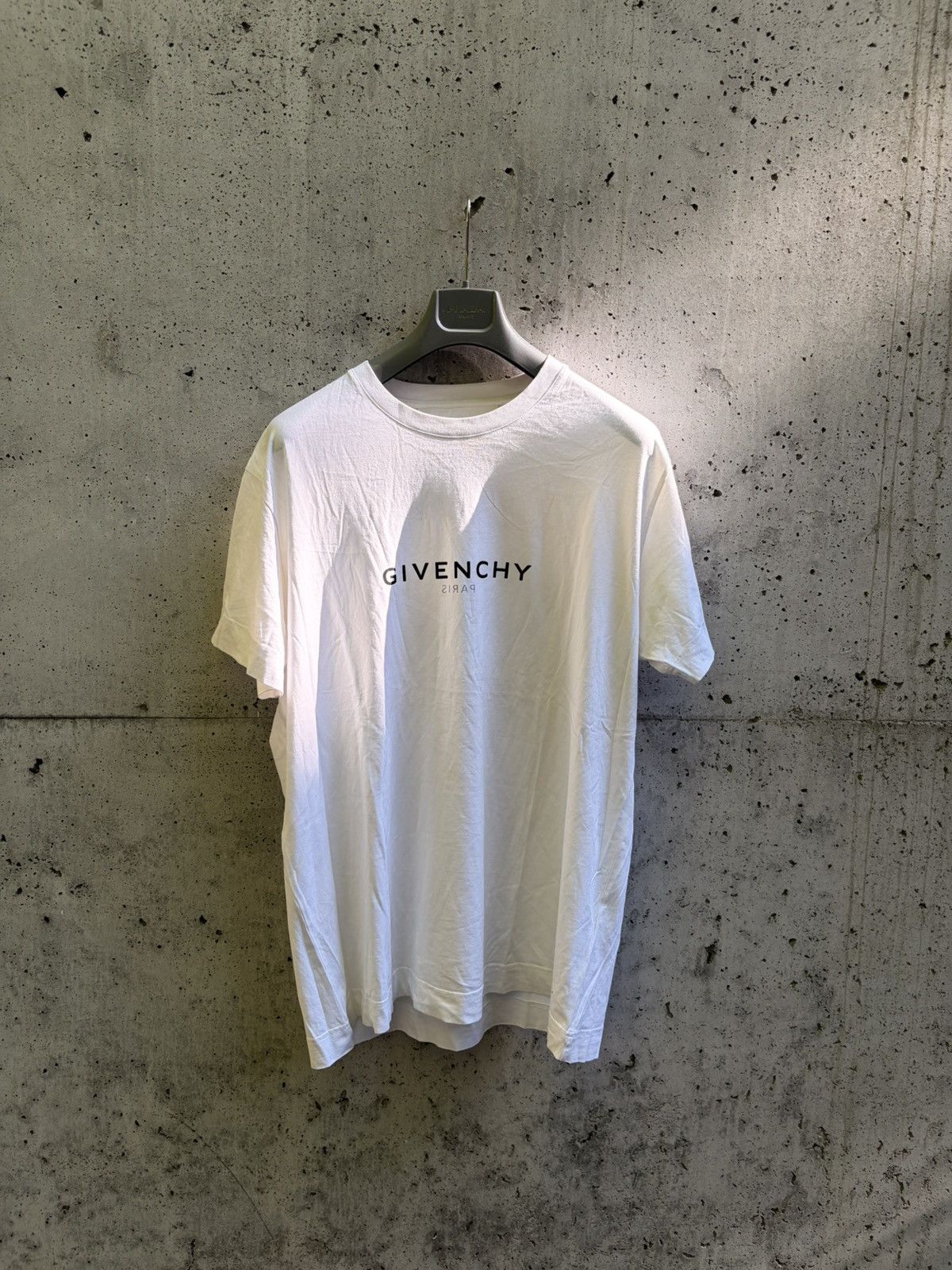 Givenchy Givenchy mattew williamson era Logo T-Shirt Size US M / EU 48-50 / 2 - 1 Thumbnail